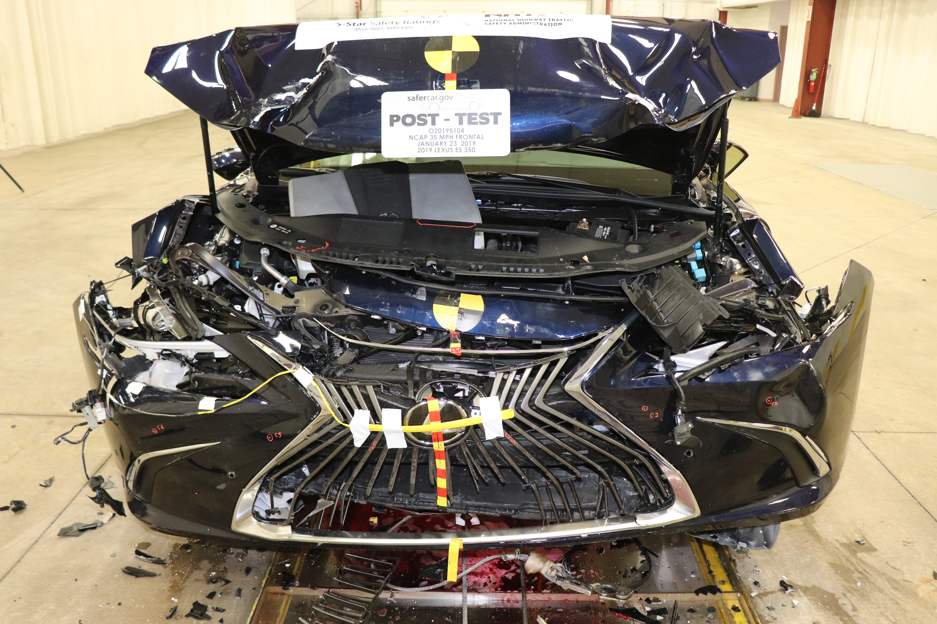 2019 LEXUS ES 350 crash image 10
