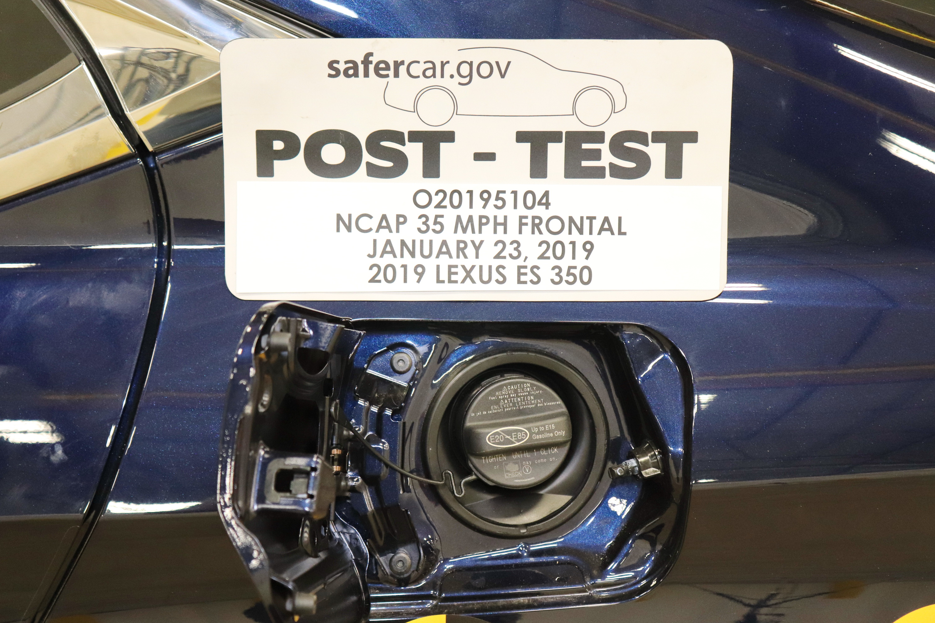 2019 LEXUS ES 350 crash image 24