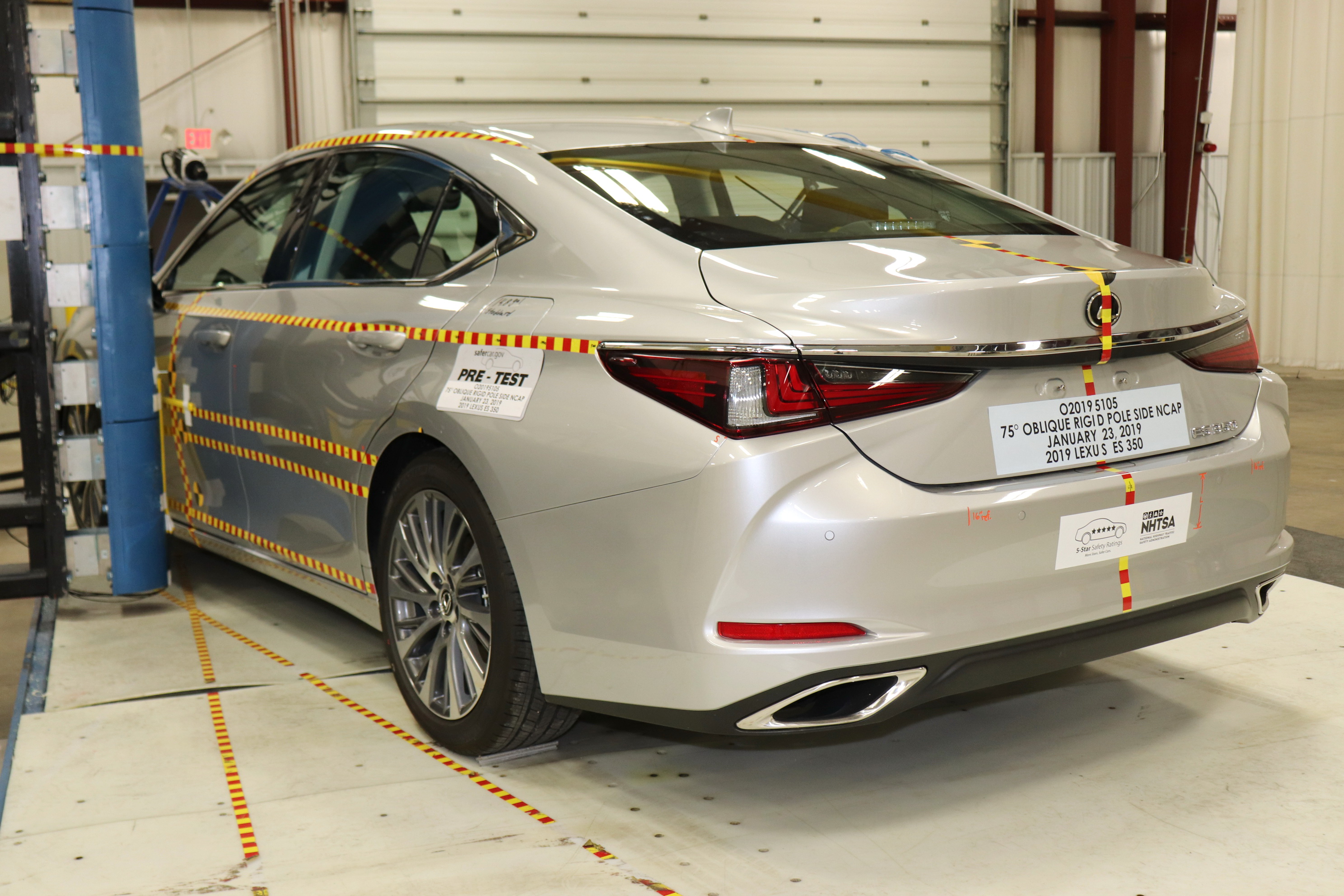 2019 LEXUS ES 350 crash image 9
