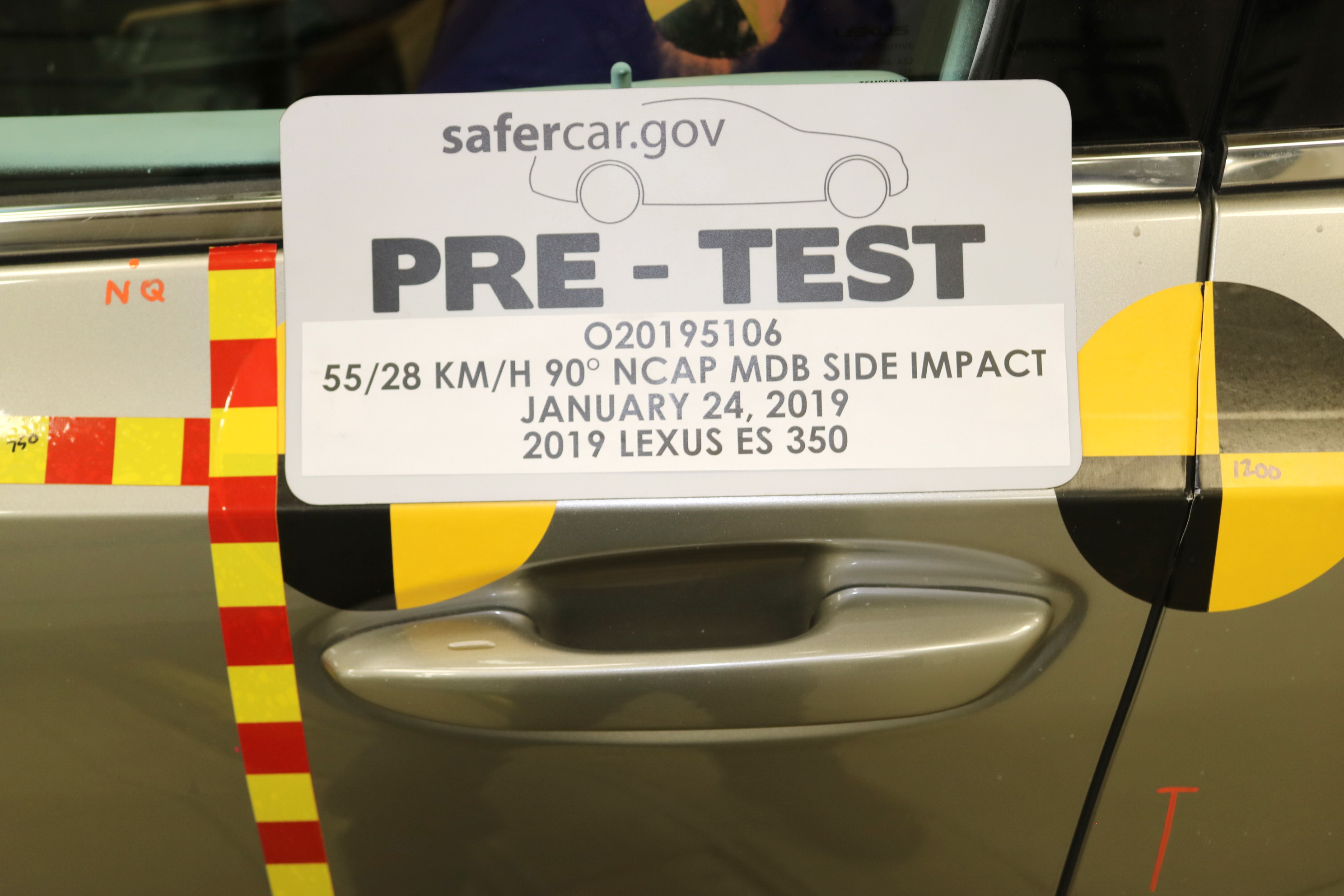 2019 LEXUS ES 350 crash image 21