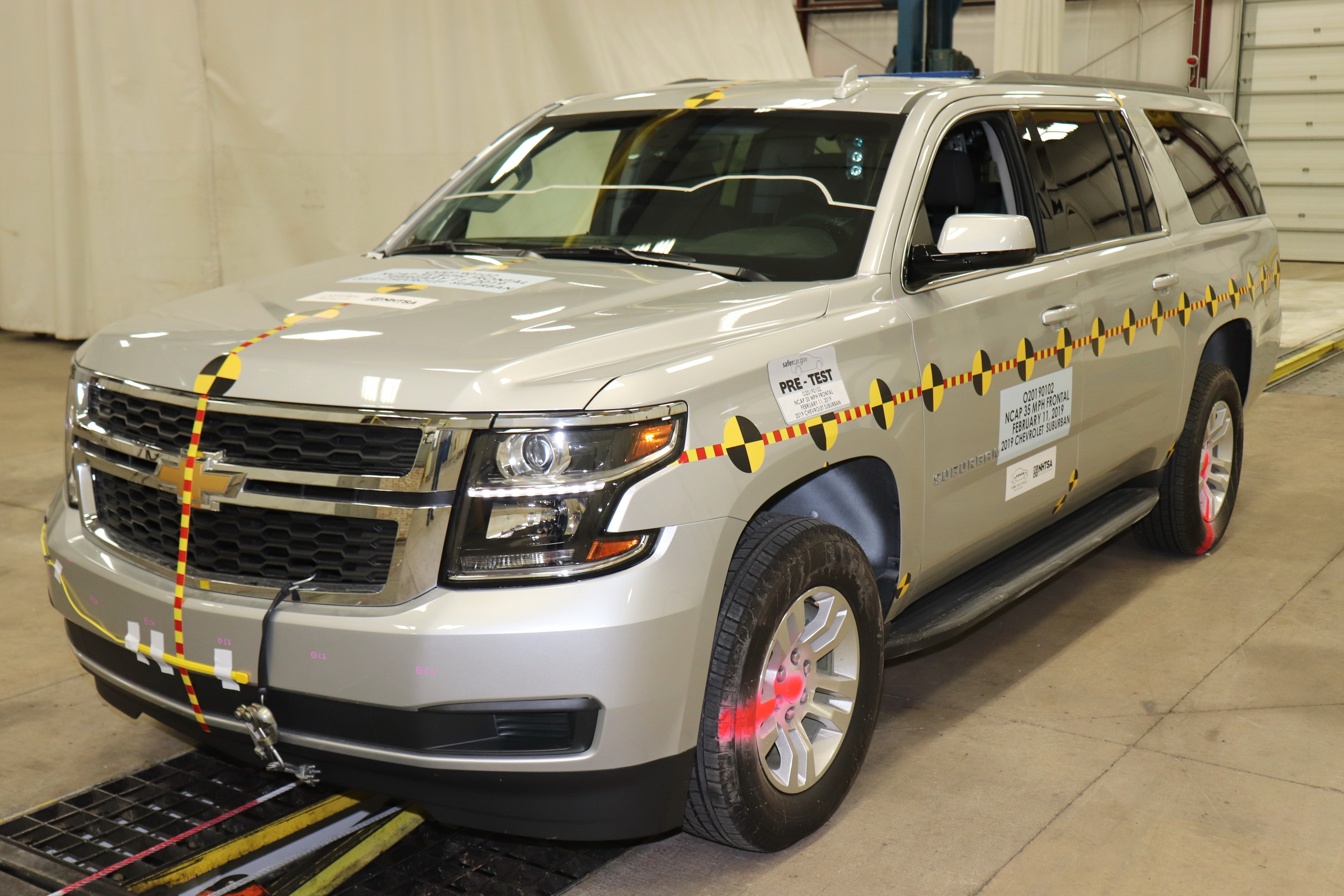 2019 CHEVROLET SUBURBAN crash image 10