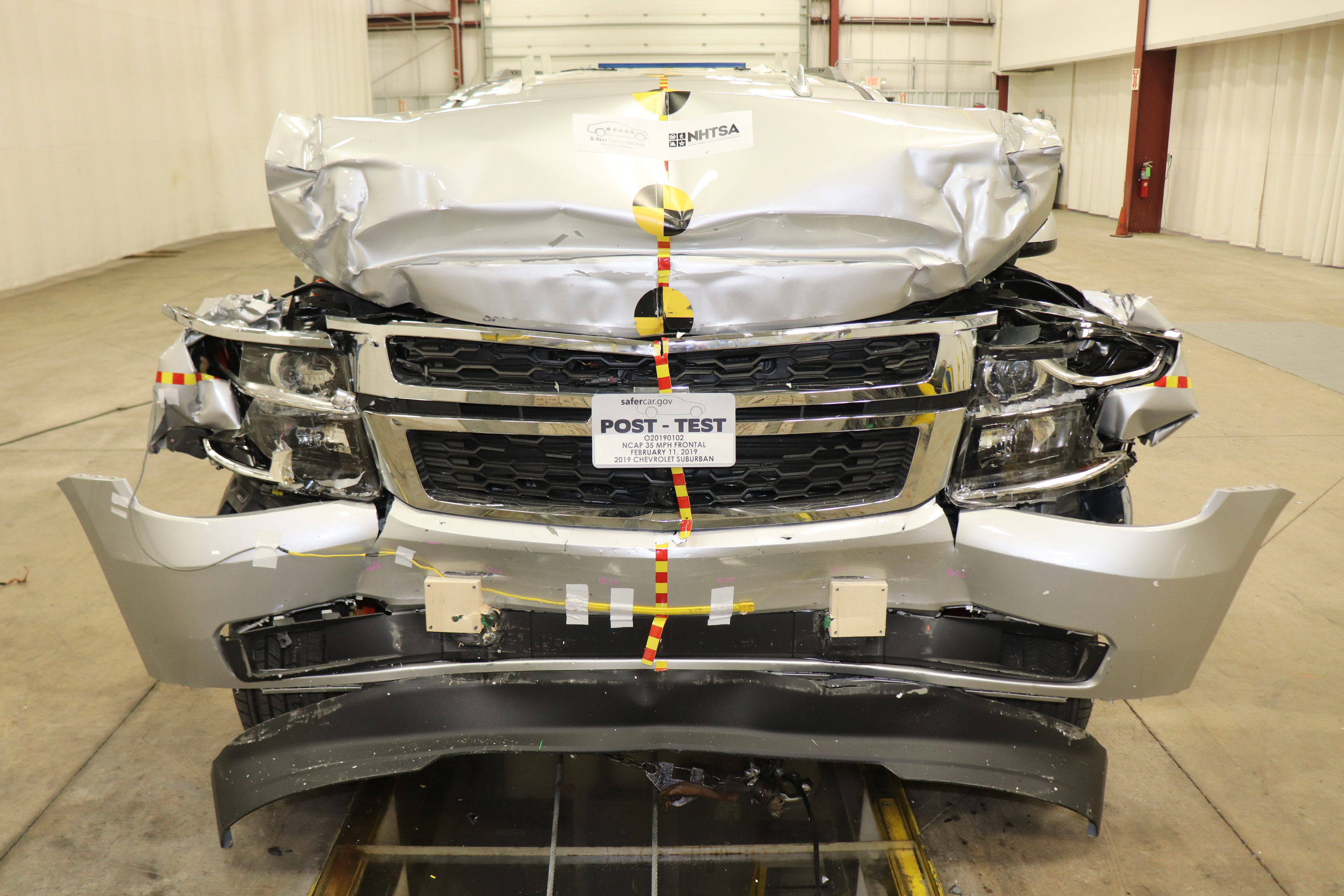 2019 CHEVROLET SUBURBAN crash image 9
