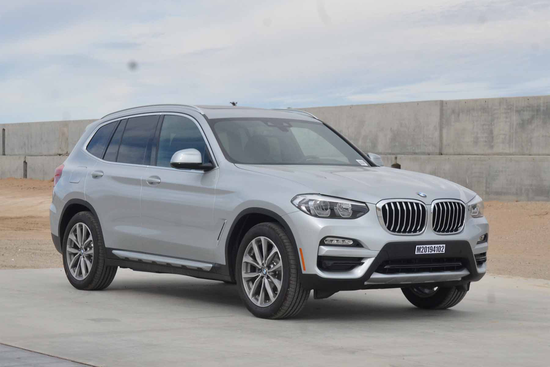 2019 BMW X3 crash image
