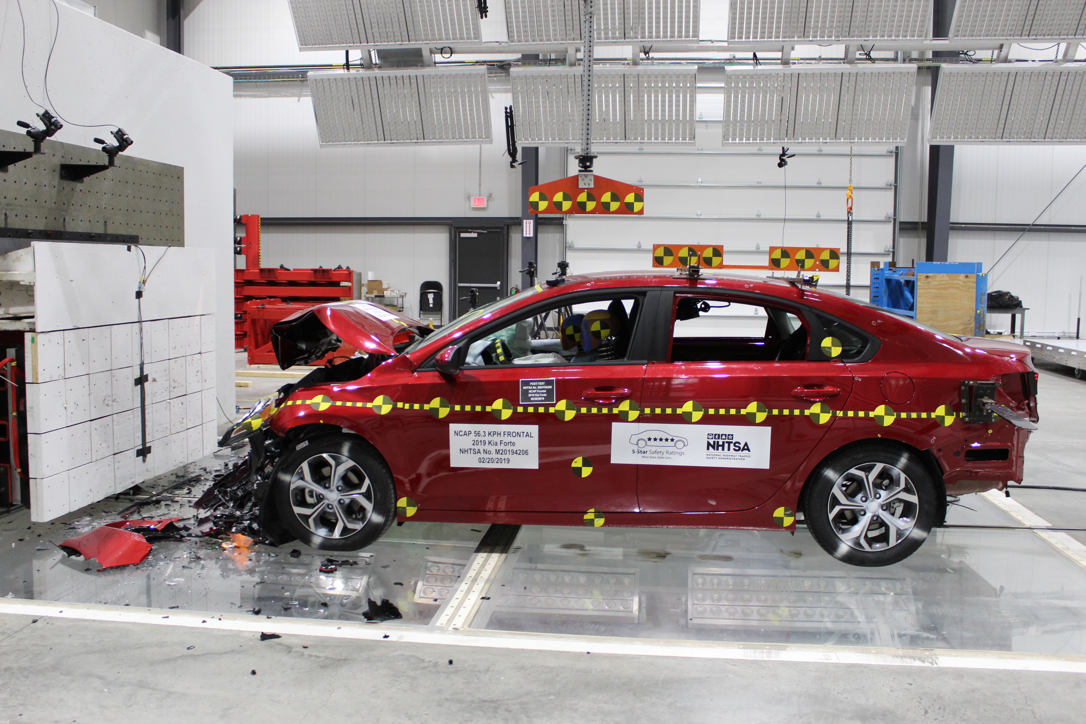 2019 KIA FORTE crash image 11