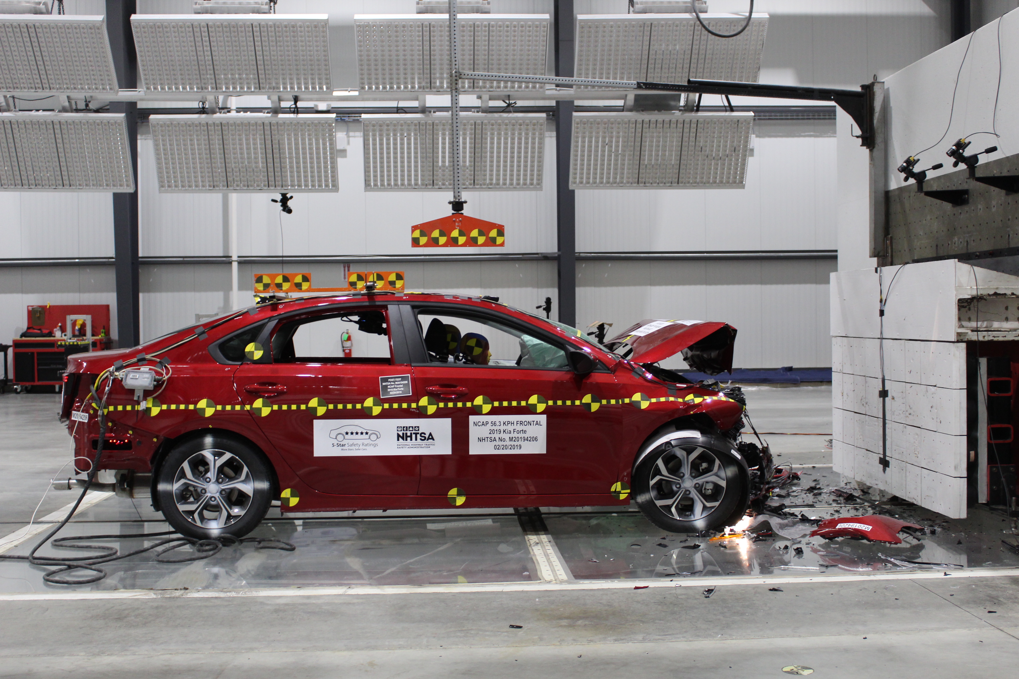 2019 KIA FORTE crash image 13