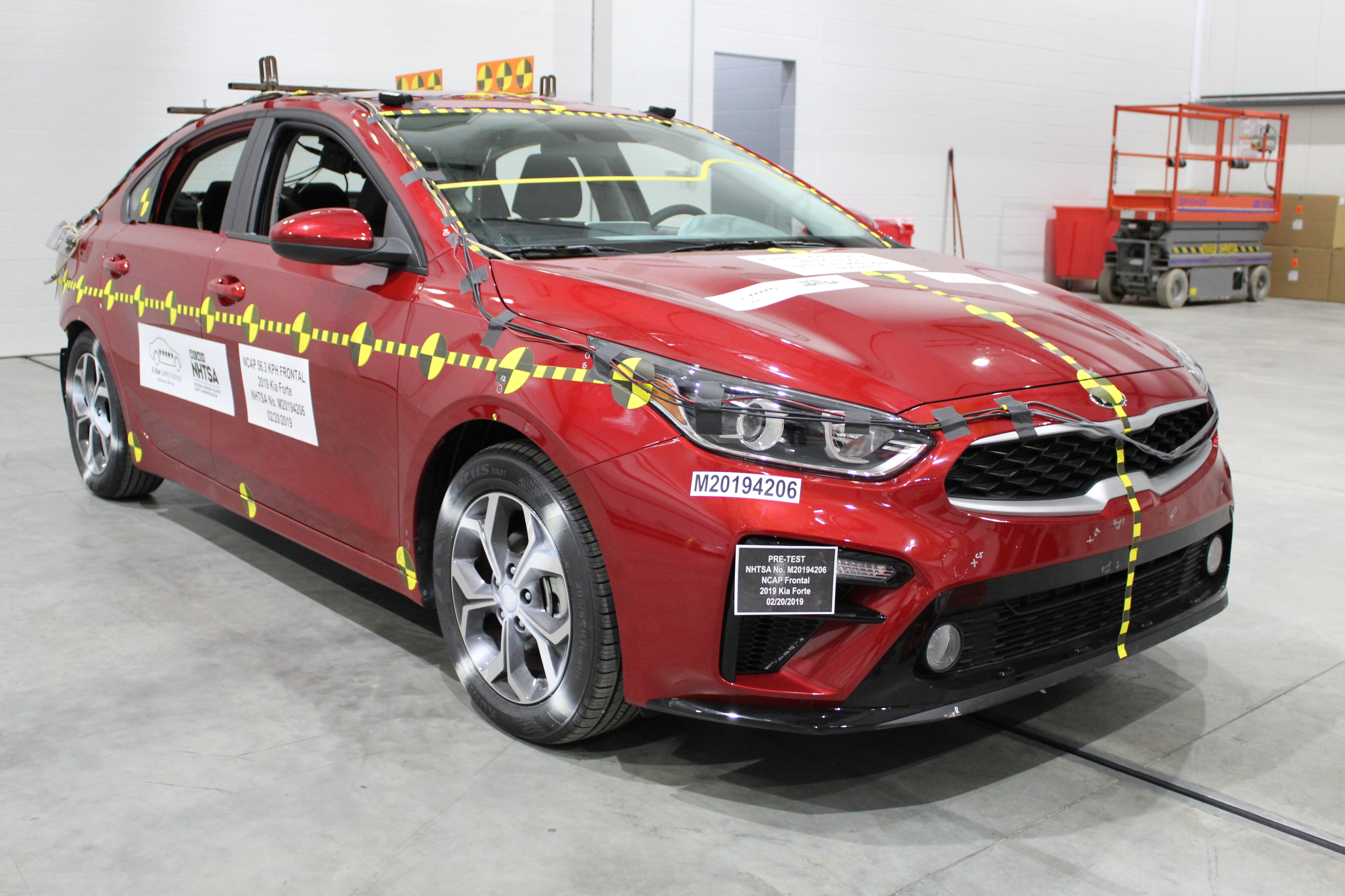 2019 KIA FORTE crash image 14
