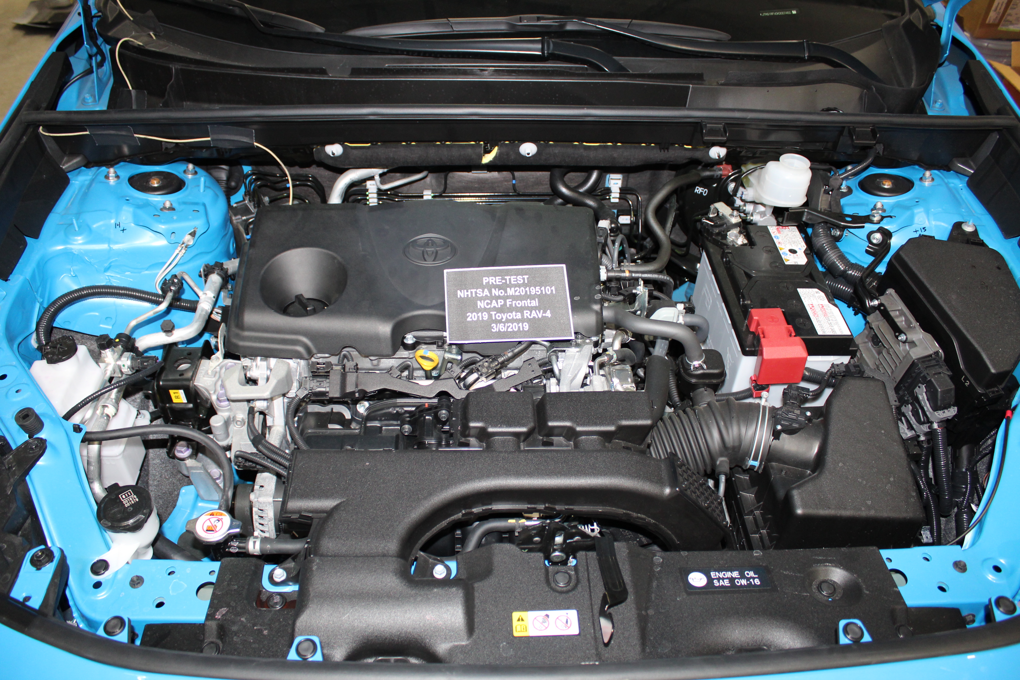 2019 TOYOTA RAV4 crash image 21