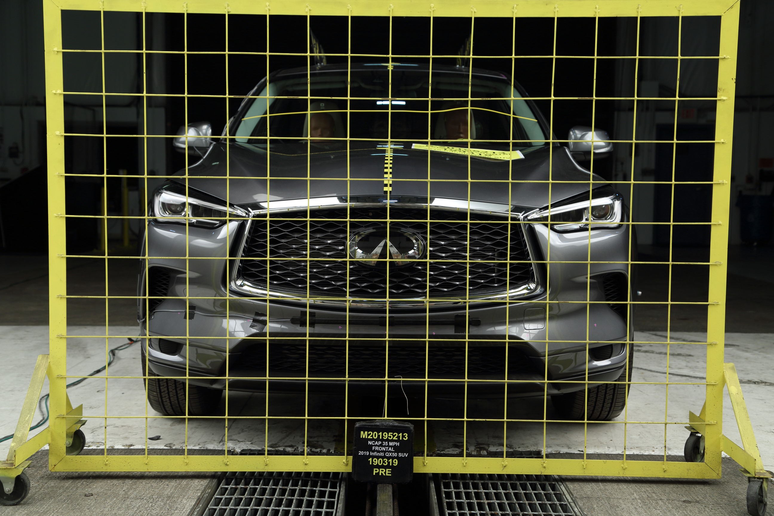2019 INFINITI QX50 crash image