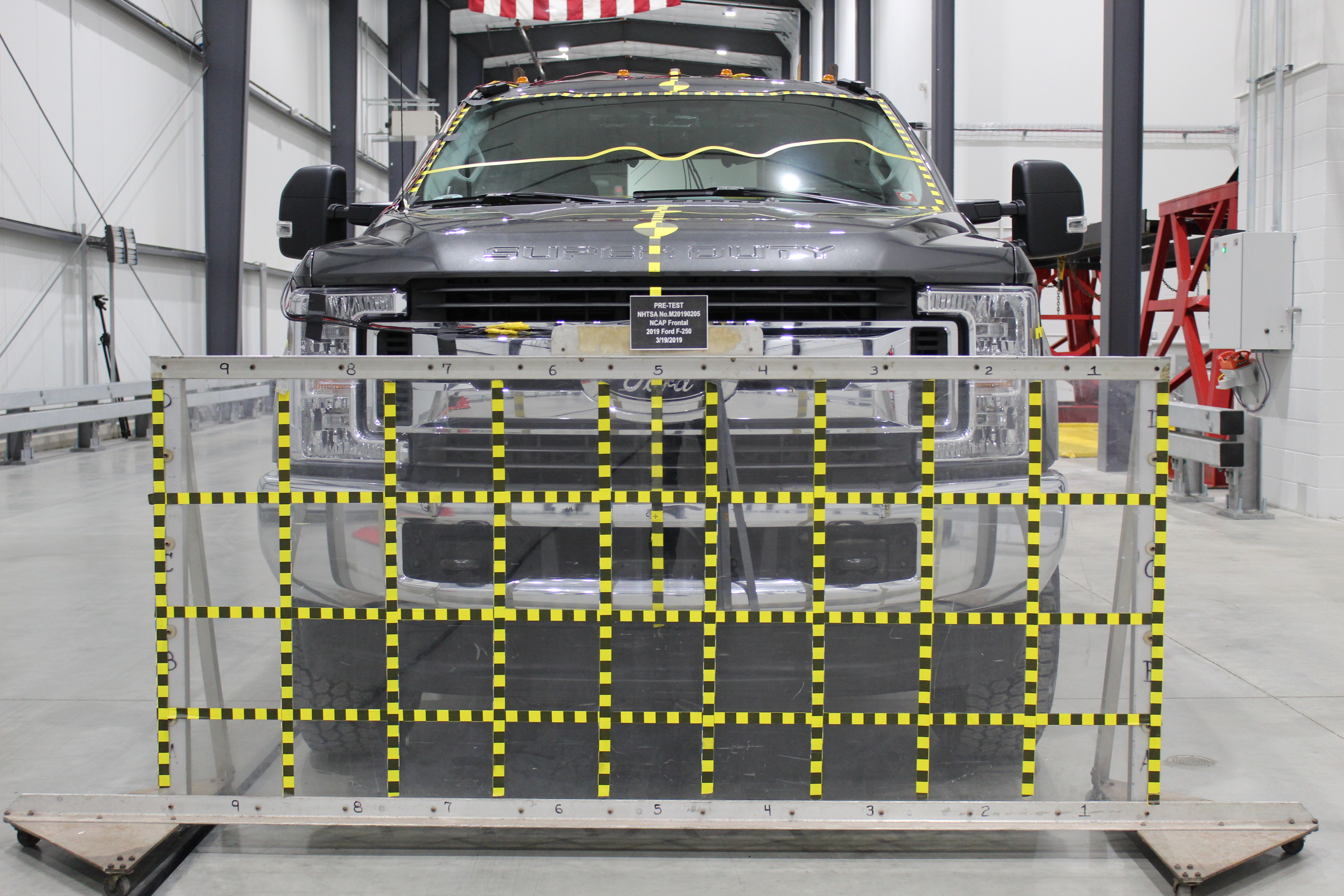 2019 FORD F250 CREW CAB crash image