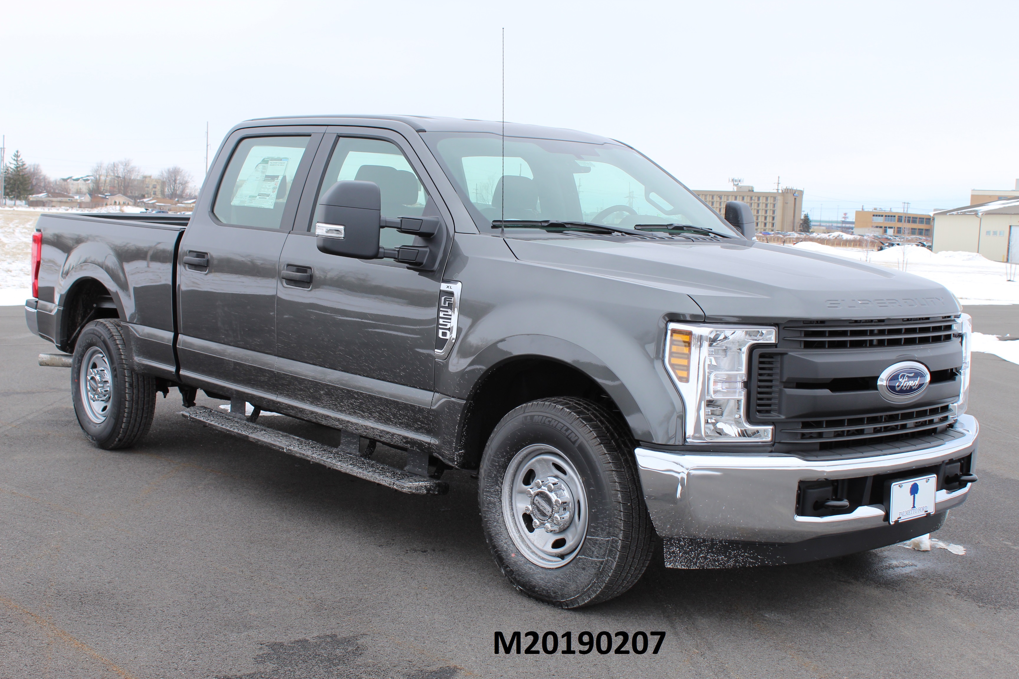 2019 FORD F250 CREW CAB crash image