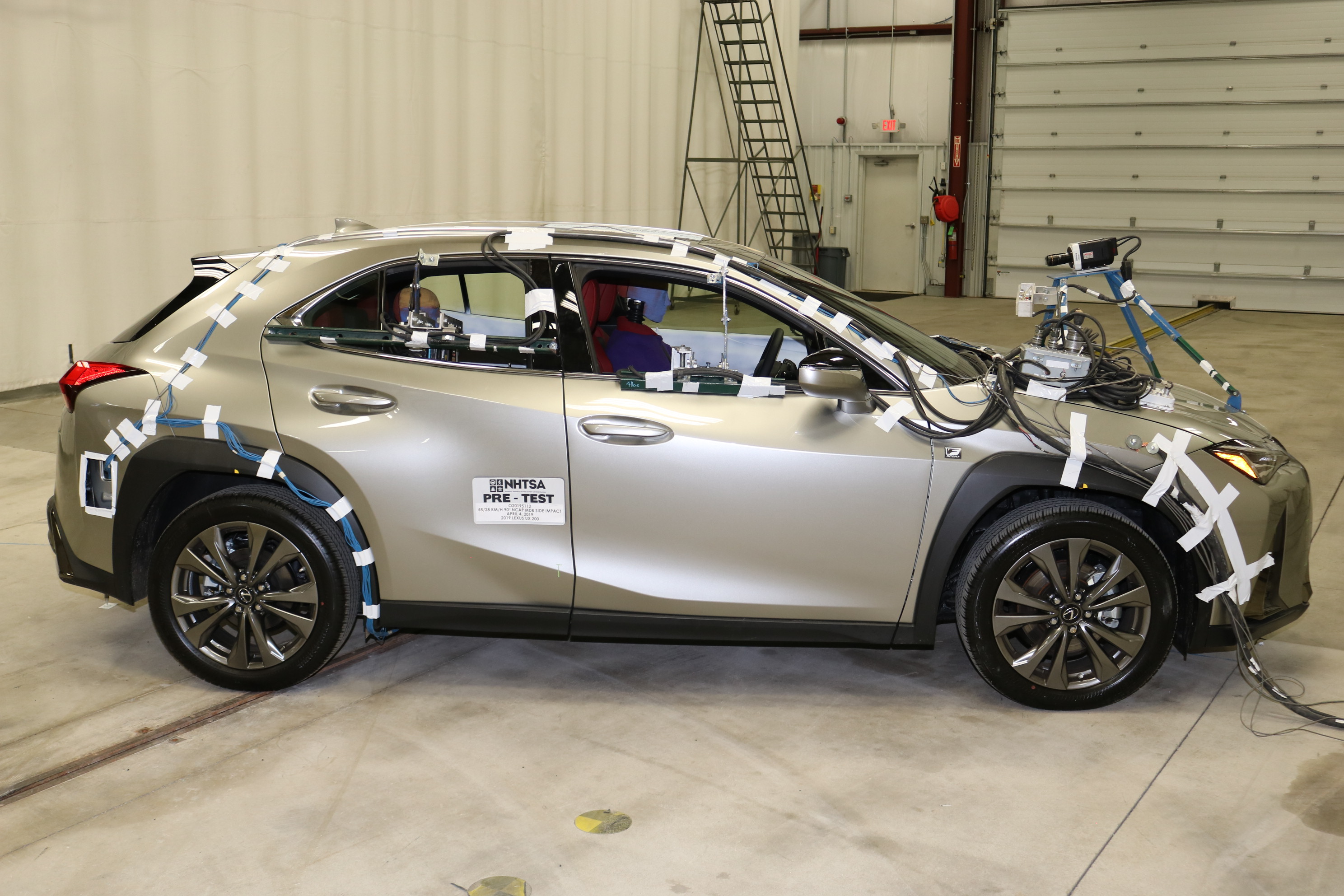 2019 LEXUS UX 200 crash image 13