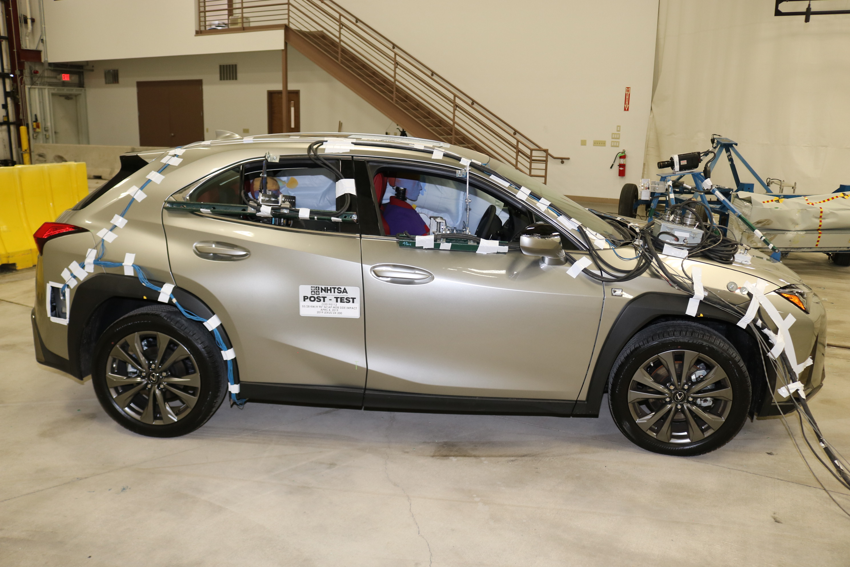 2019 LEXUS UX 200 crash image 14
