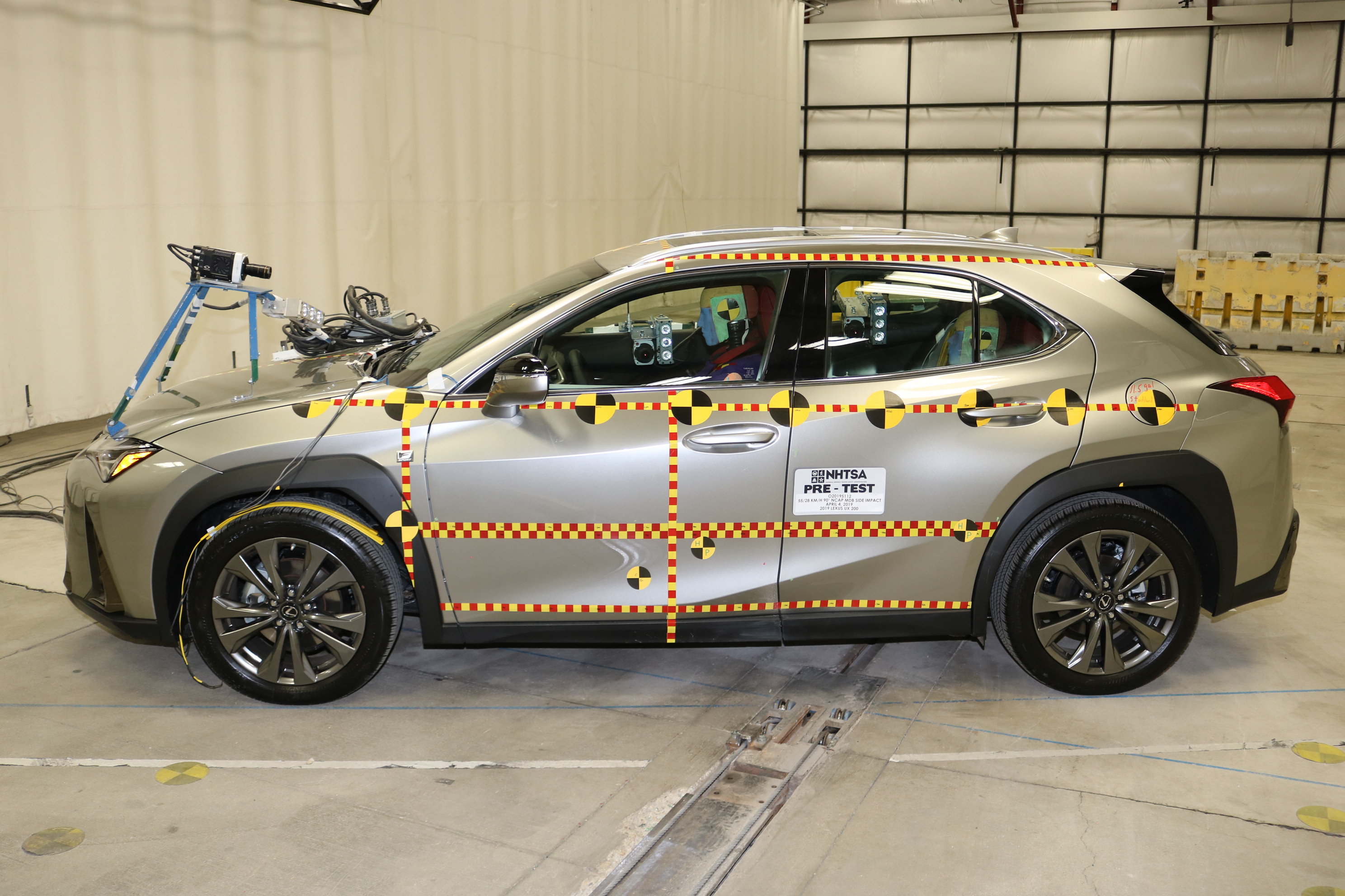 2019 LEXUS UX 200 crash image 7