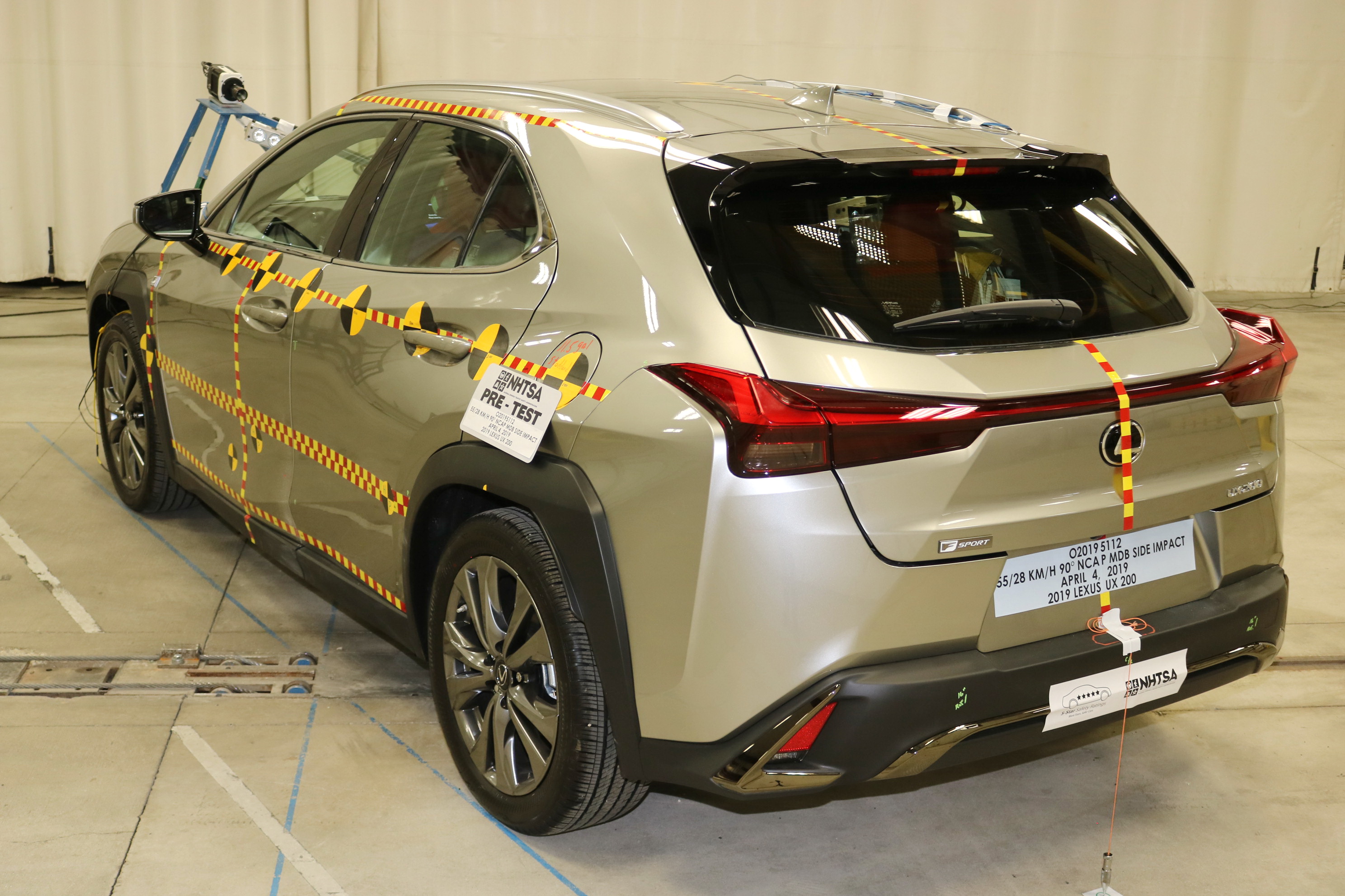 2019 LEXUS UX 200 crash image 9