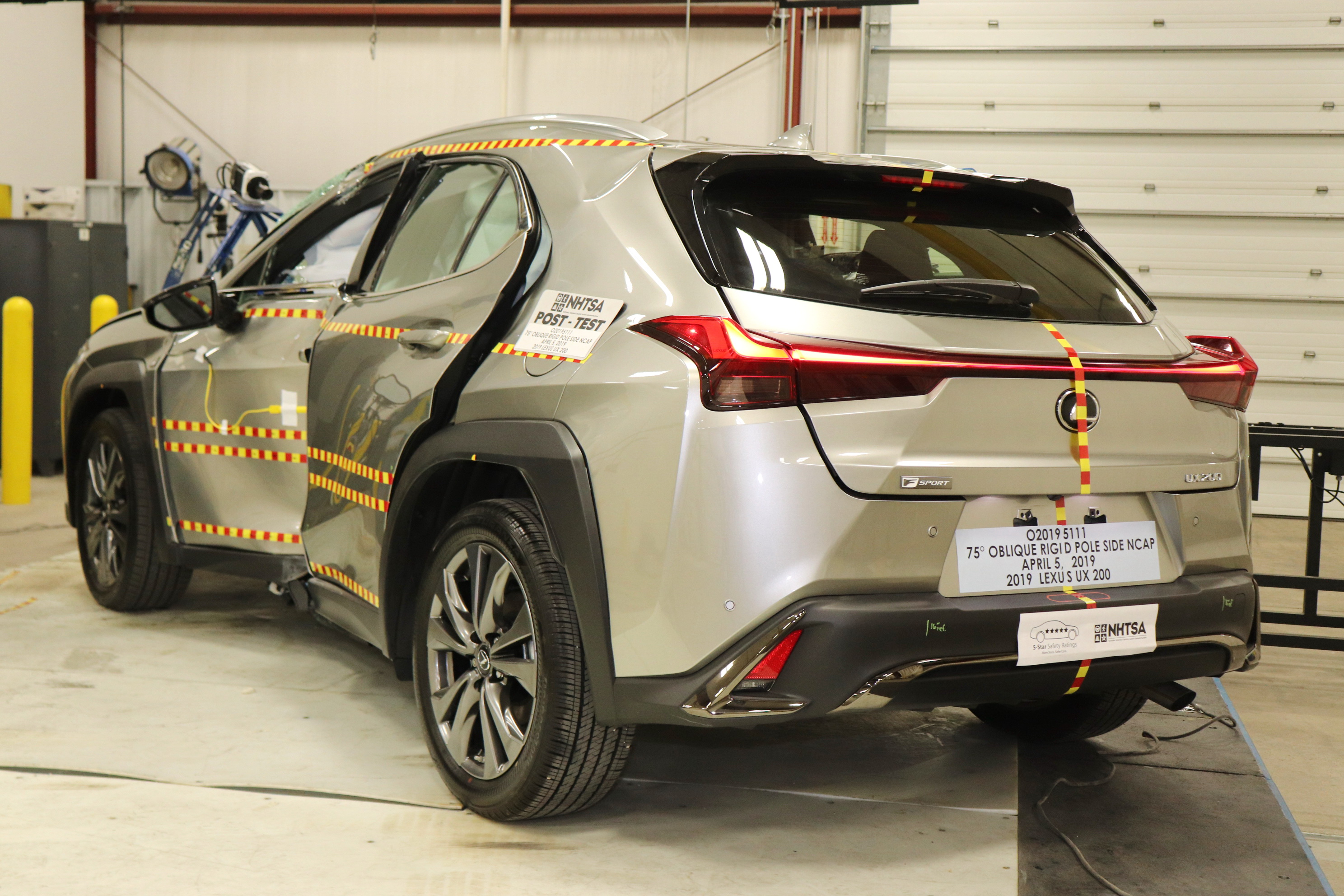 2019 LEXUS UX 200 crash image 10