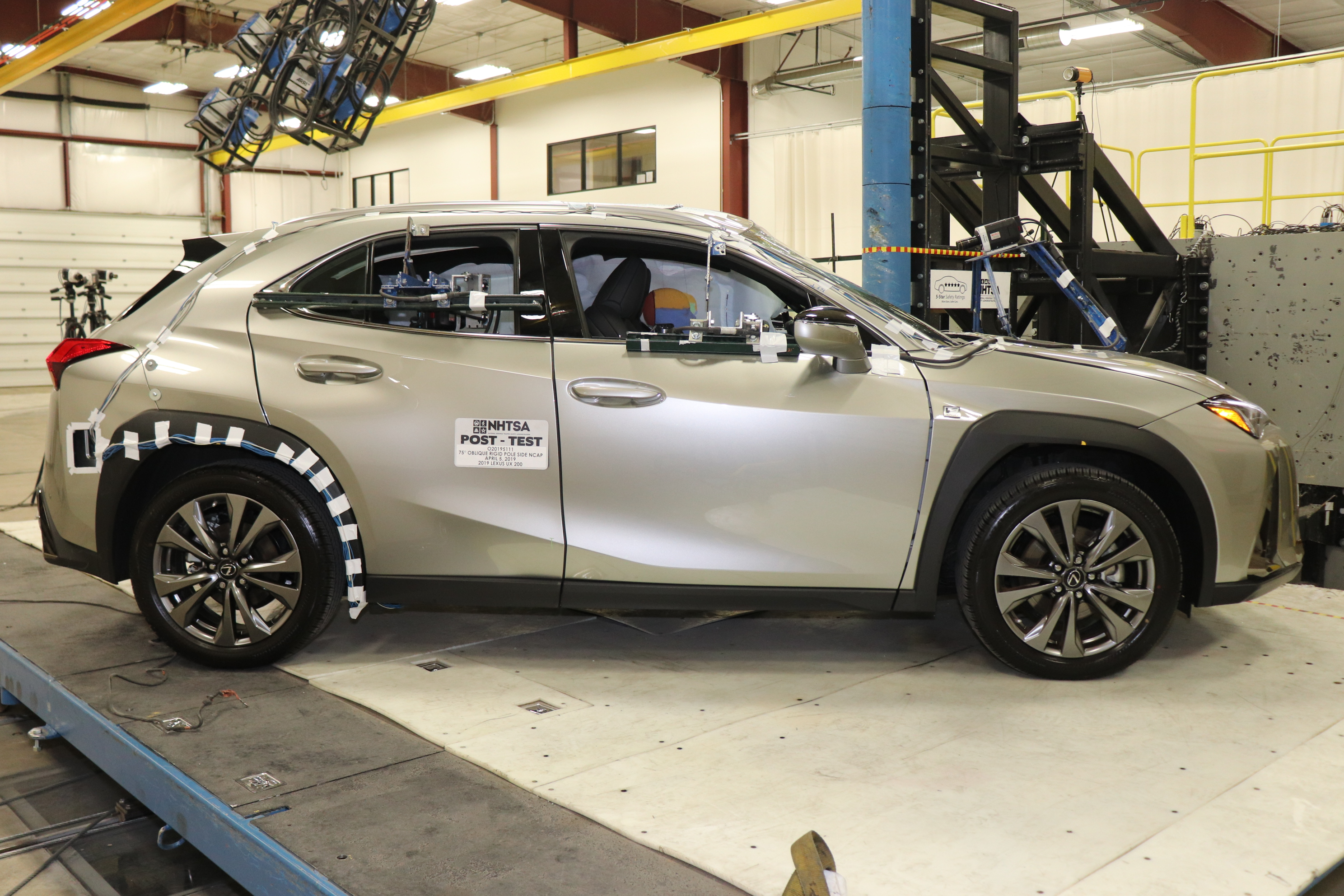 2019 LEXUS UX 200 crash image 14