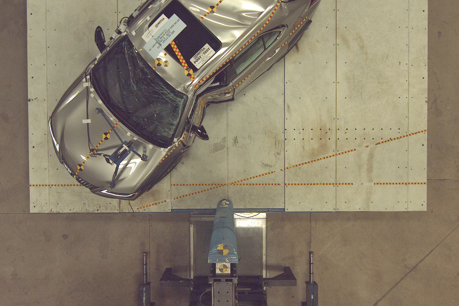 2019 LEXUS UX 200 crash image 16