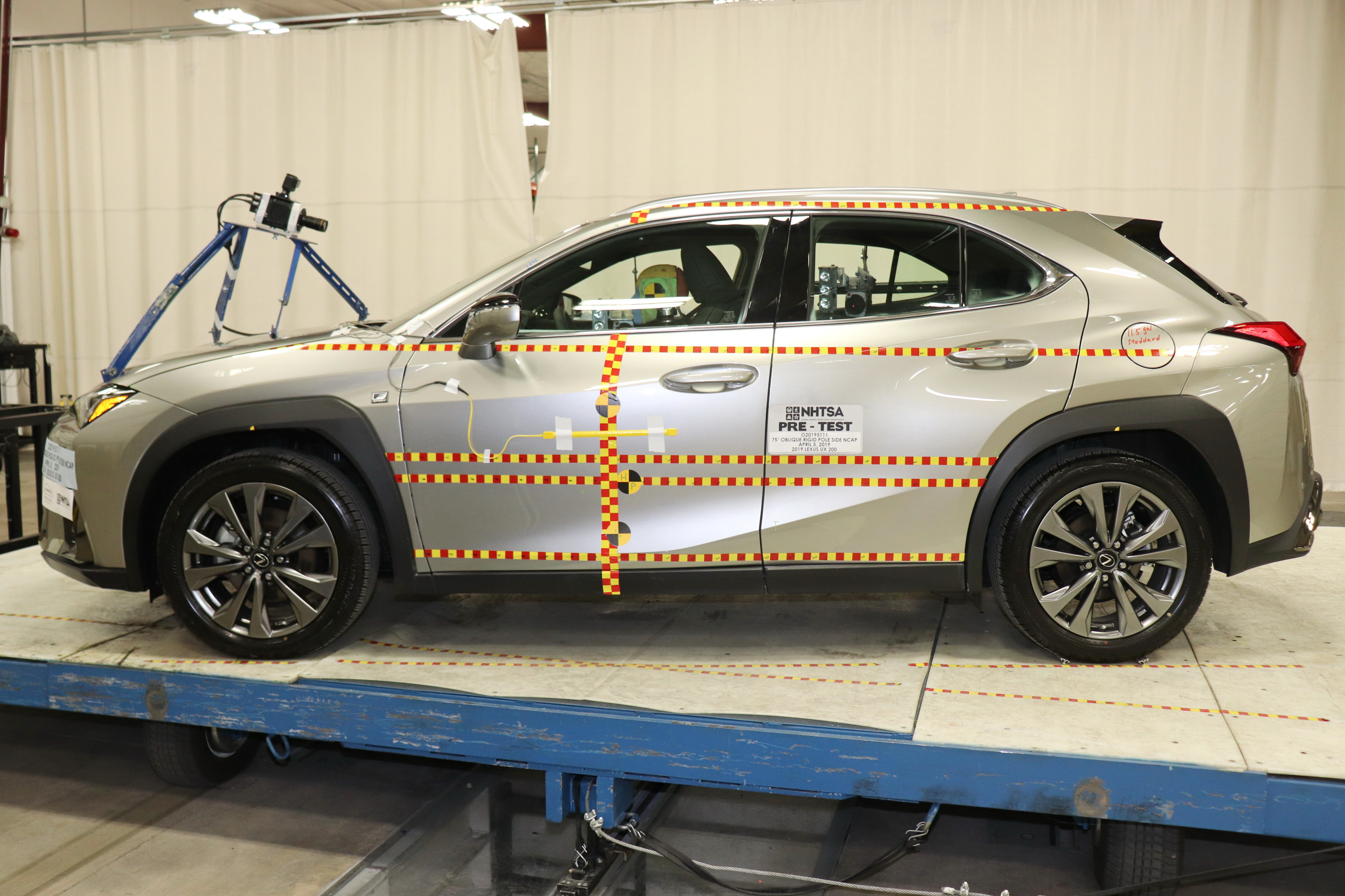 2019 LEXUS UX 200 crash image 7