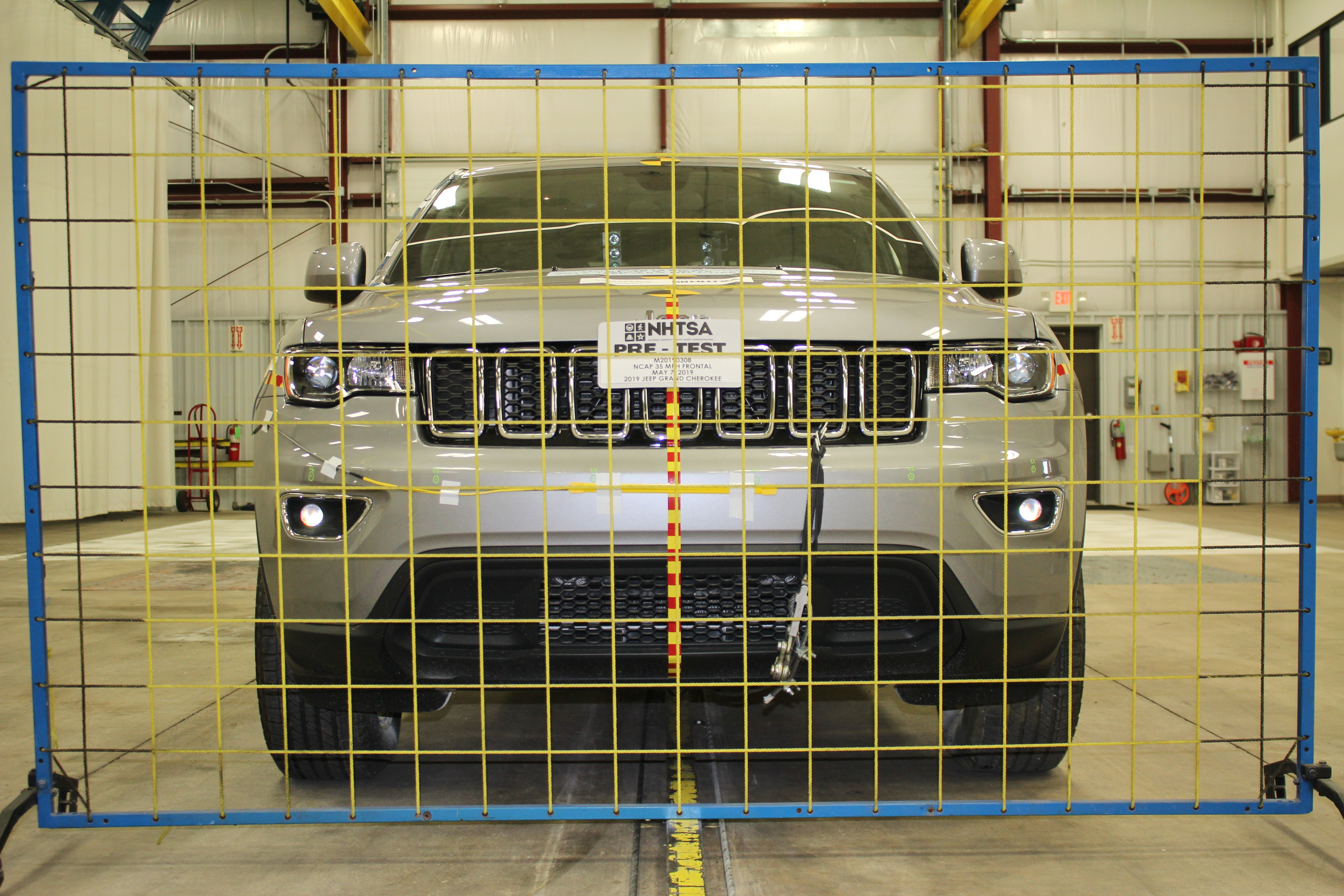 2019 JEEP GRAND CHEROKEE crash image