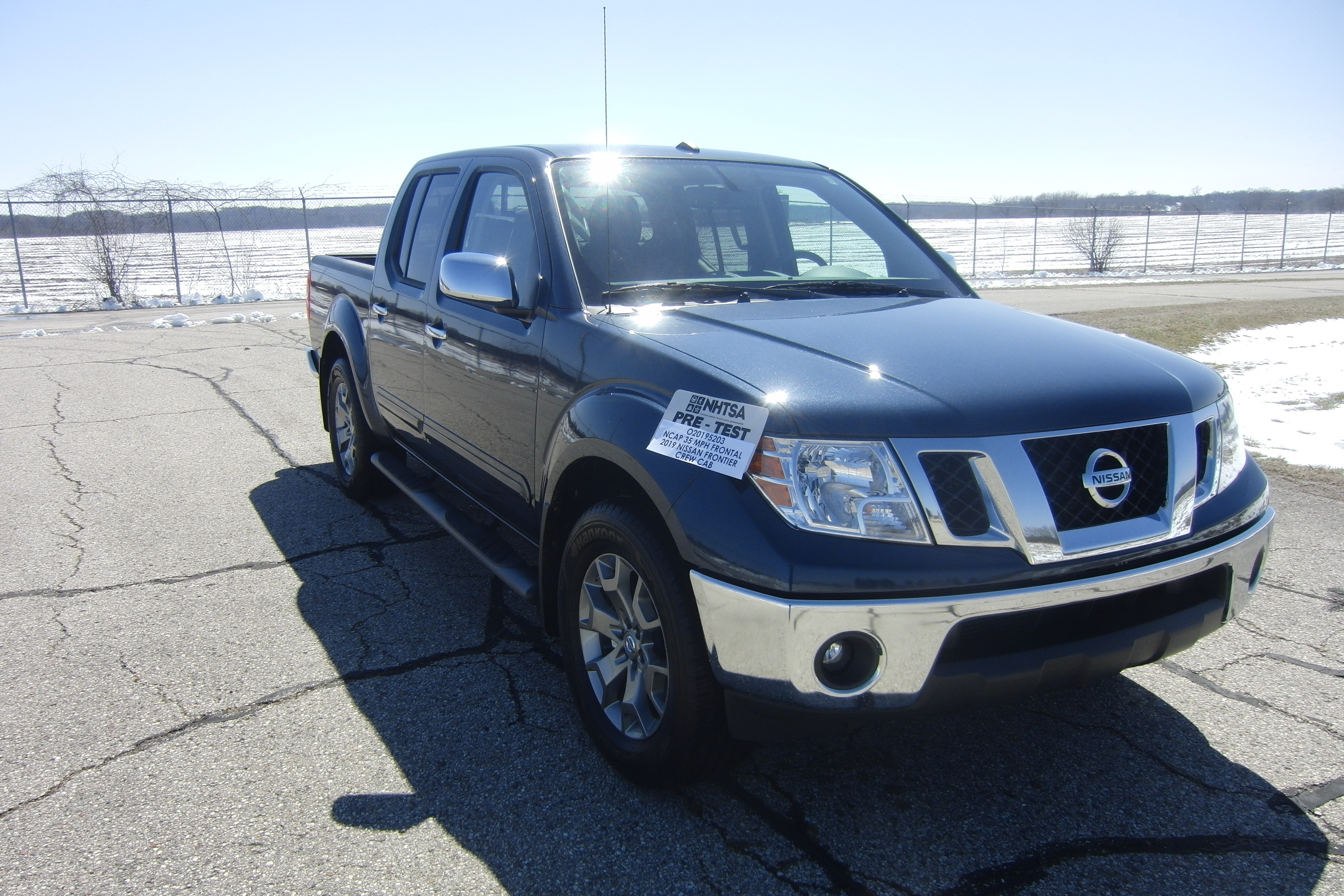 2019 NISSAN FRONTIER crash image