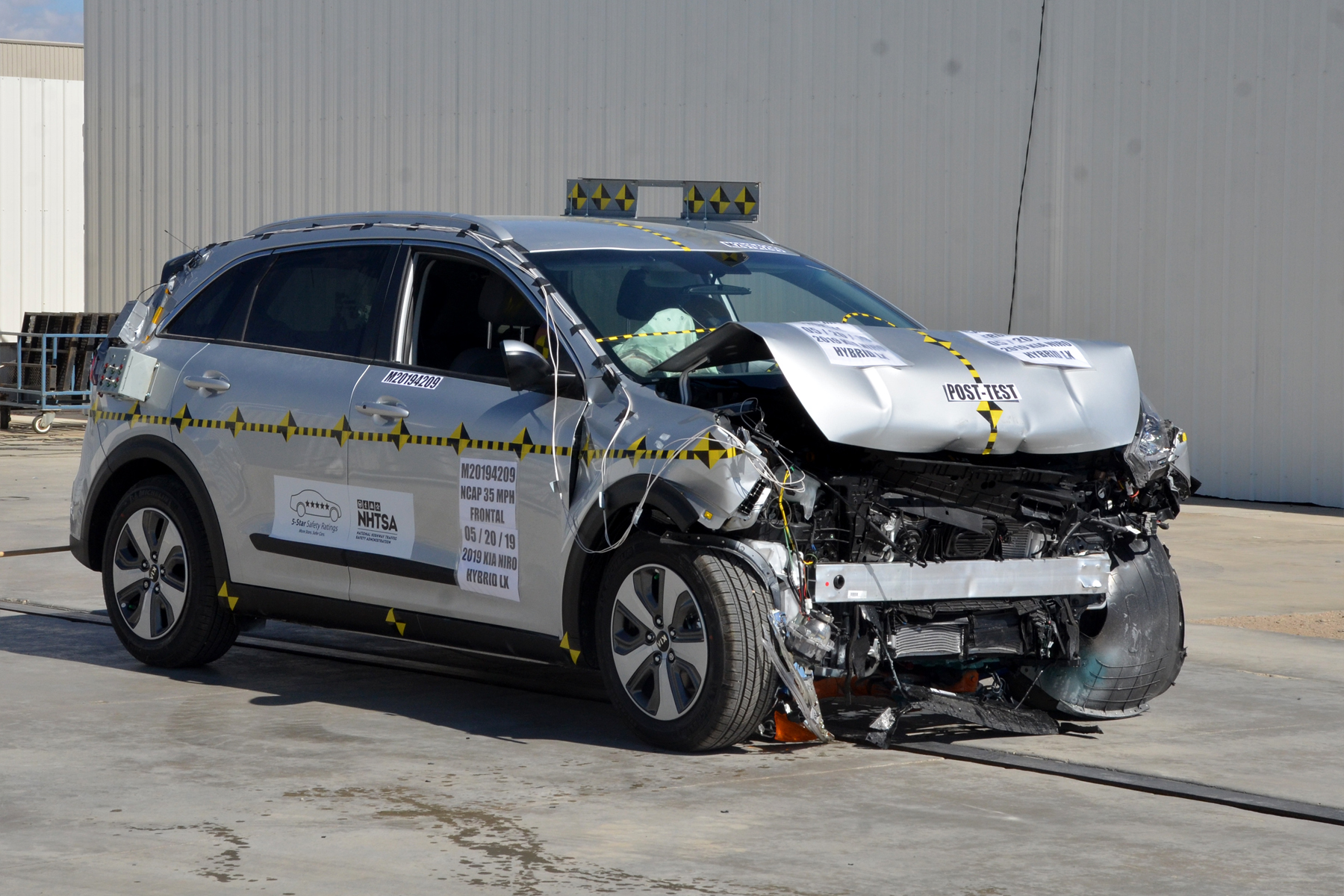 2019 KIA NIRO crash image 15
