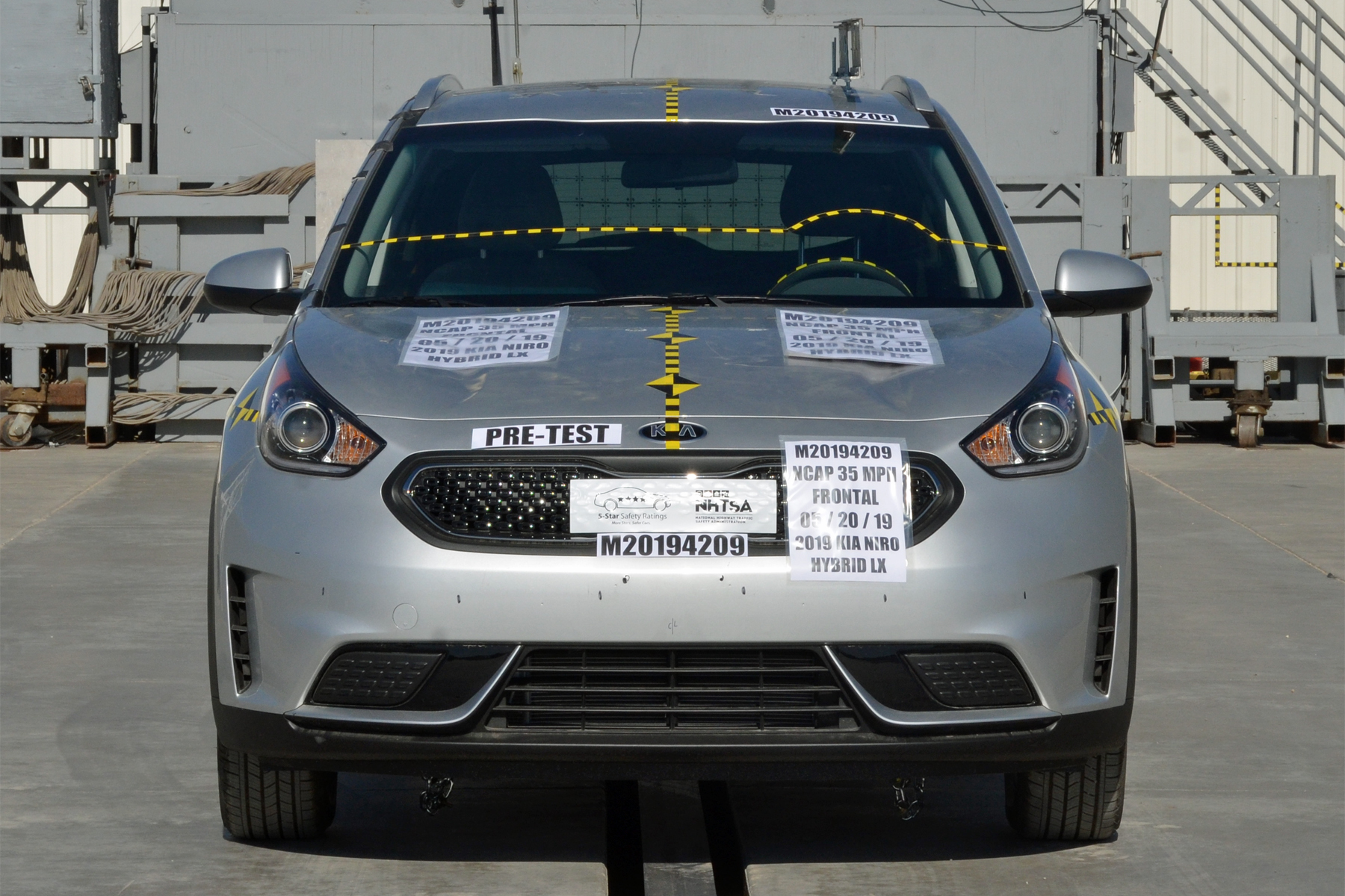 2019 KIA NIRO crash image 8
