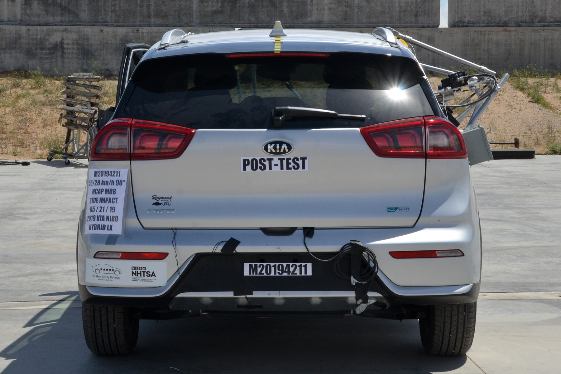 2019 KIA NIRO crash image 12