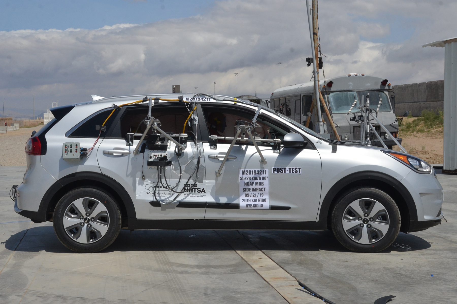 2019 KIA NIRO crash image 14