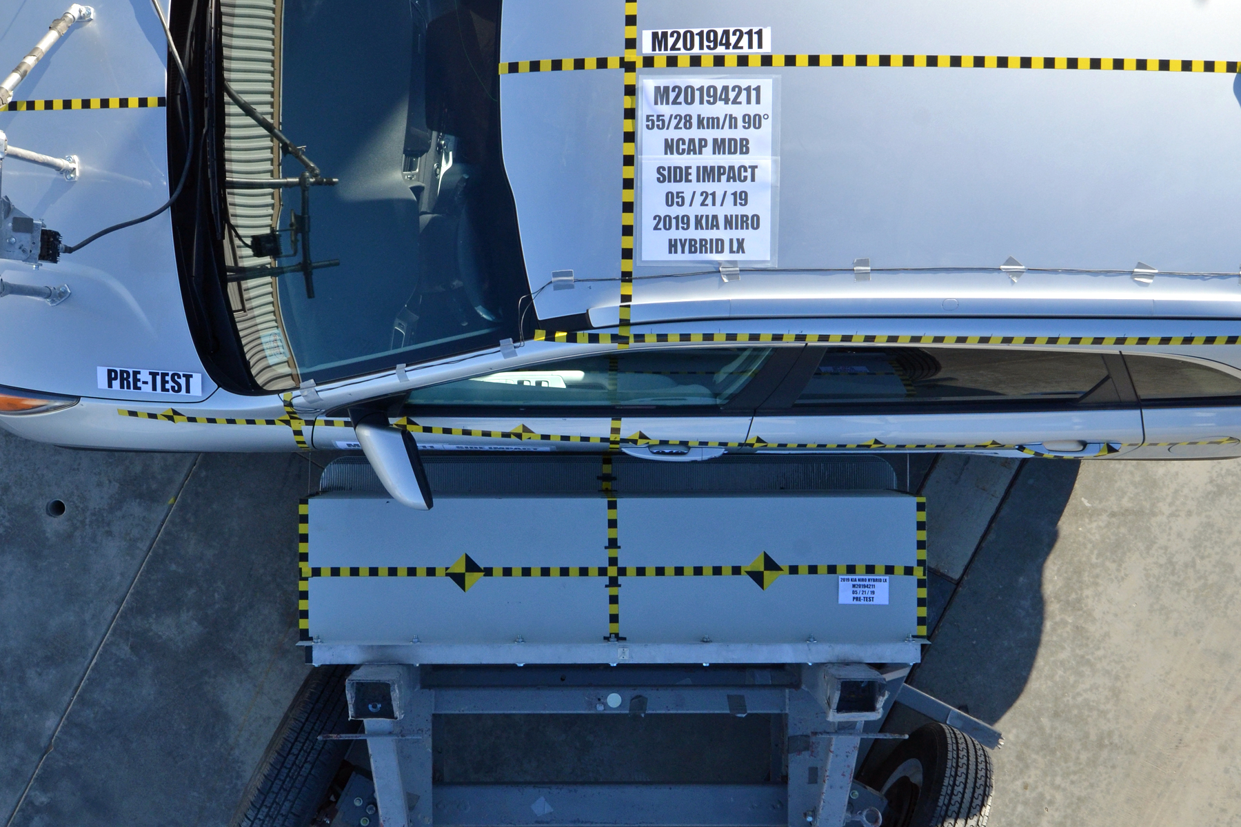 2019 KIA NIRO crash image 15