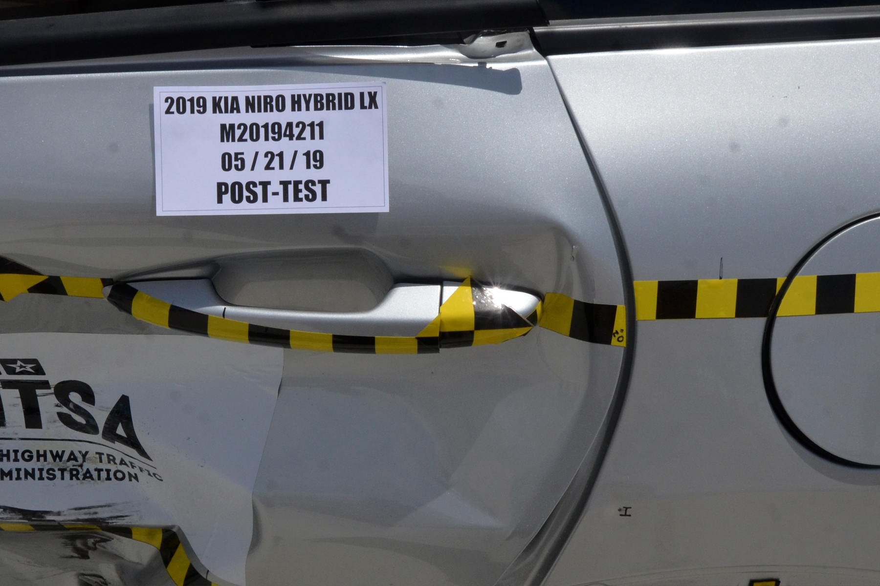 2019 KIA NIRO crash image 24
