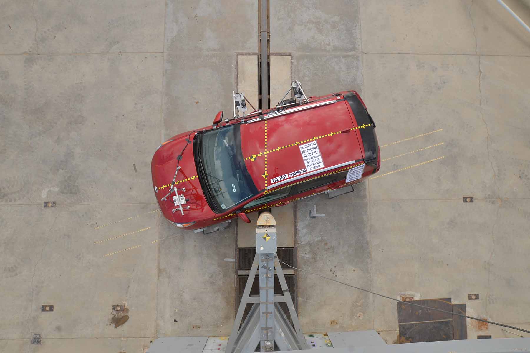 2019 KIA NIRO crash image 15