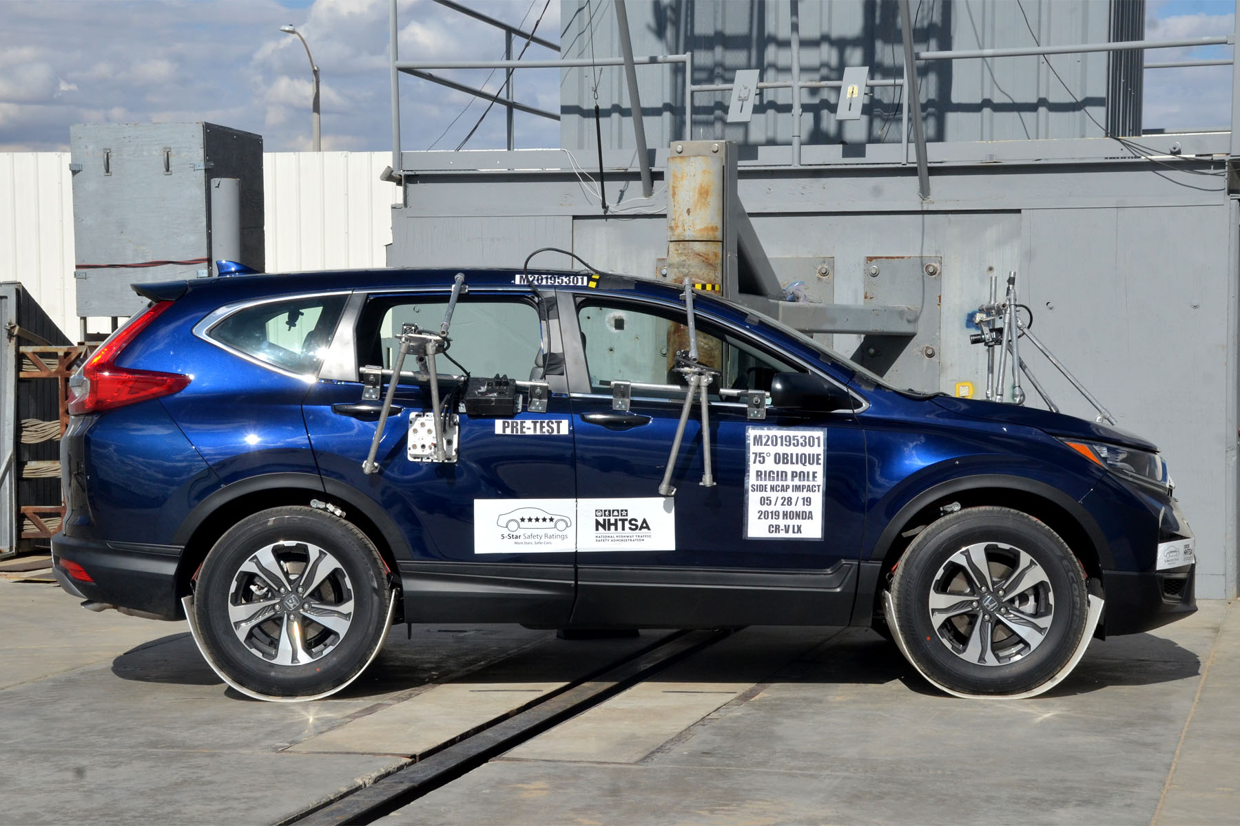 2019 HONDA CR-V crash image 13