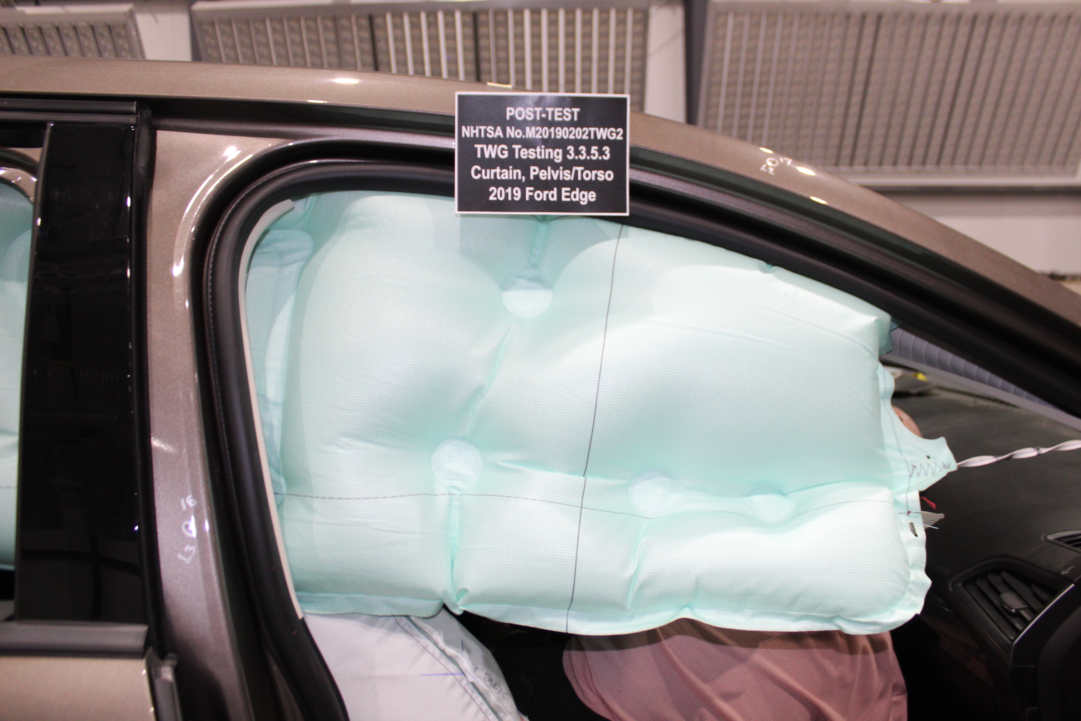 2019 FORD EDGE crash image