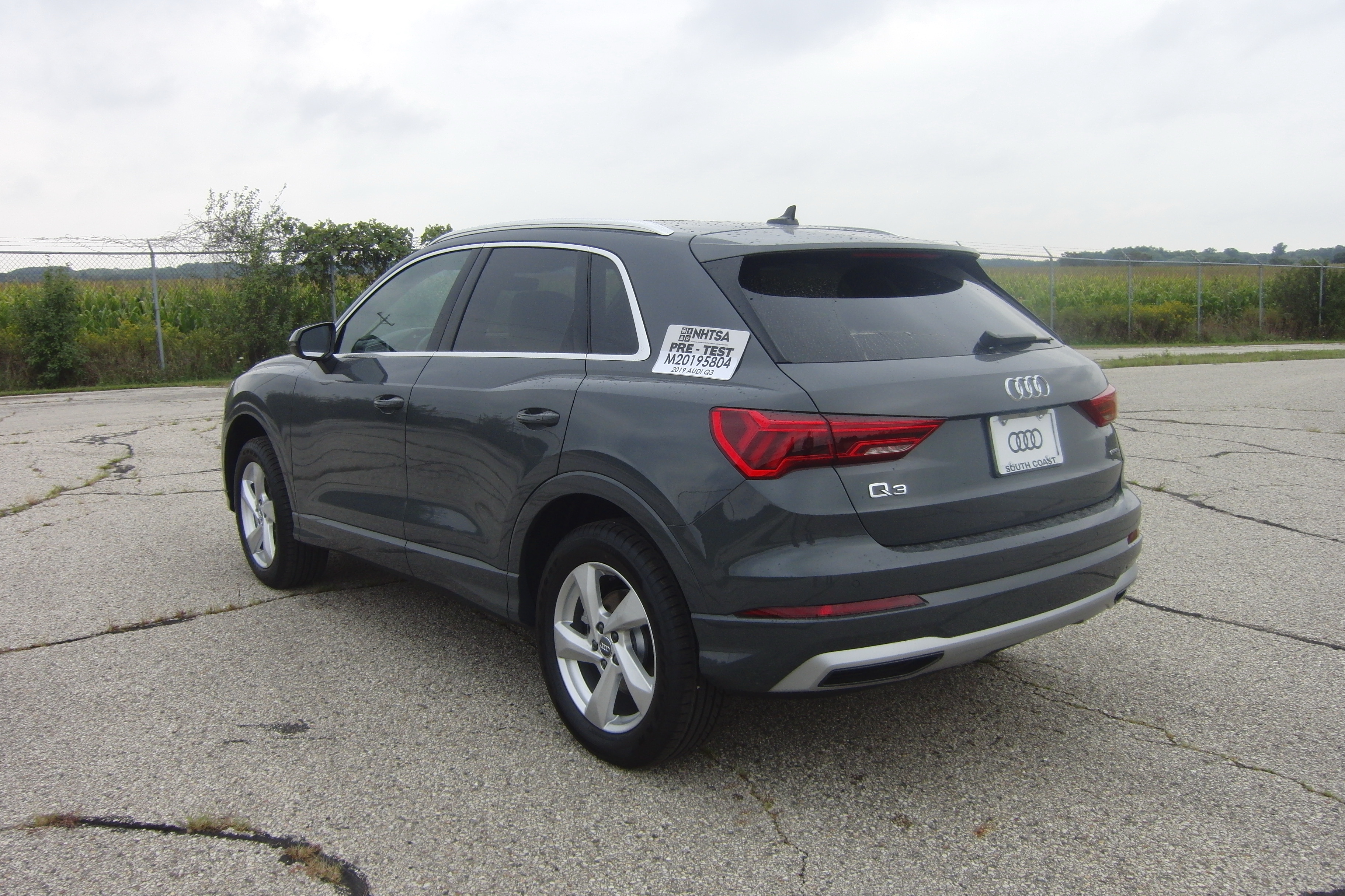2019 AUDI Q3 crash image 2