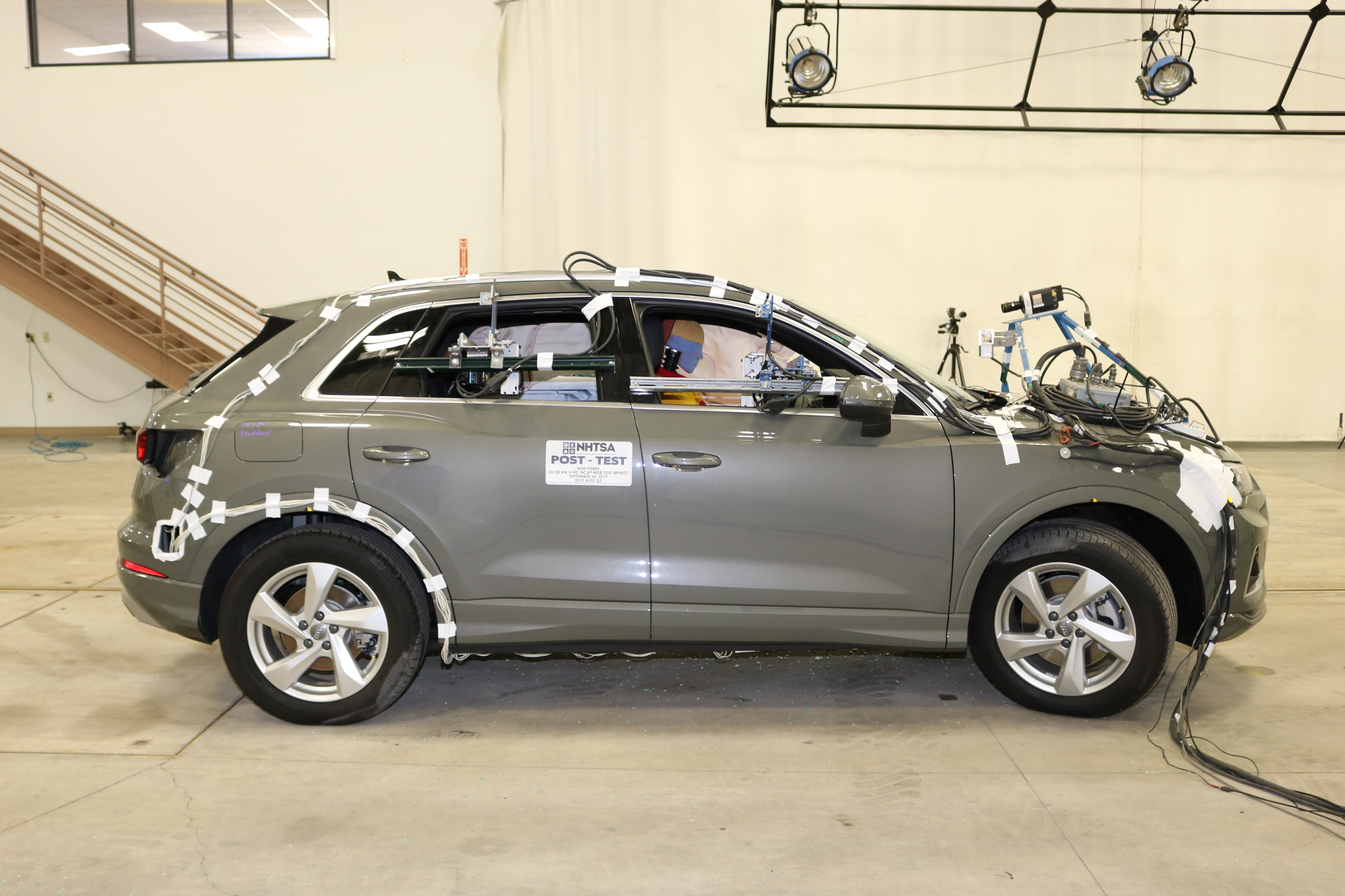 2019 AUDI Q3 crash image 14