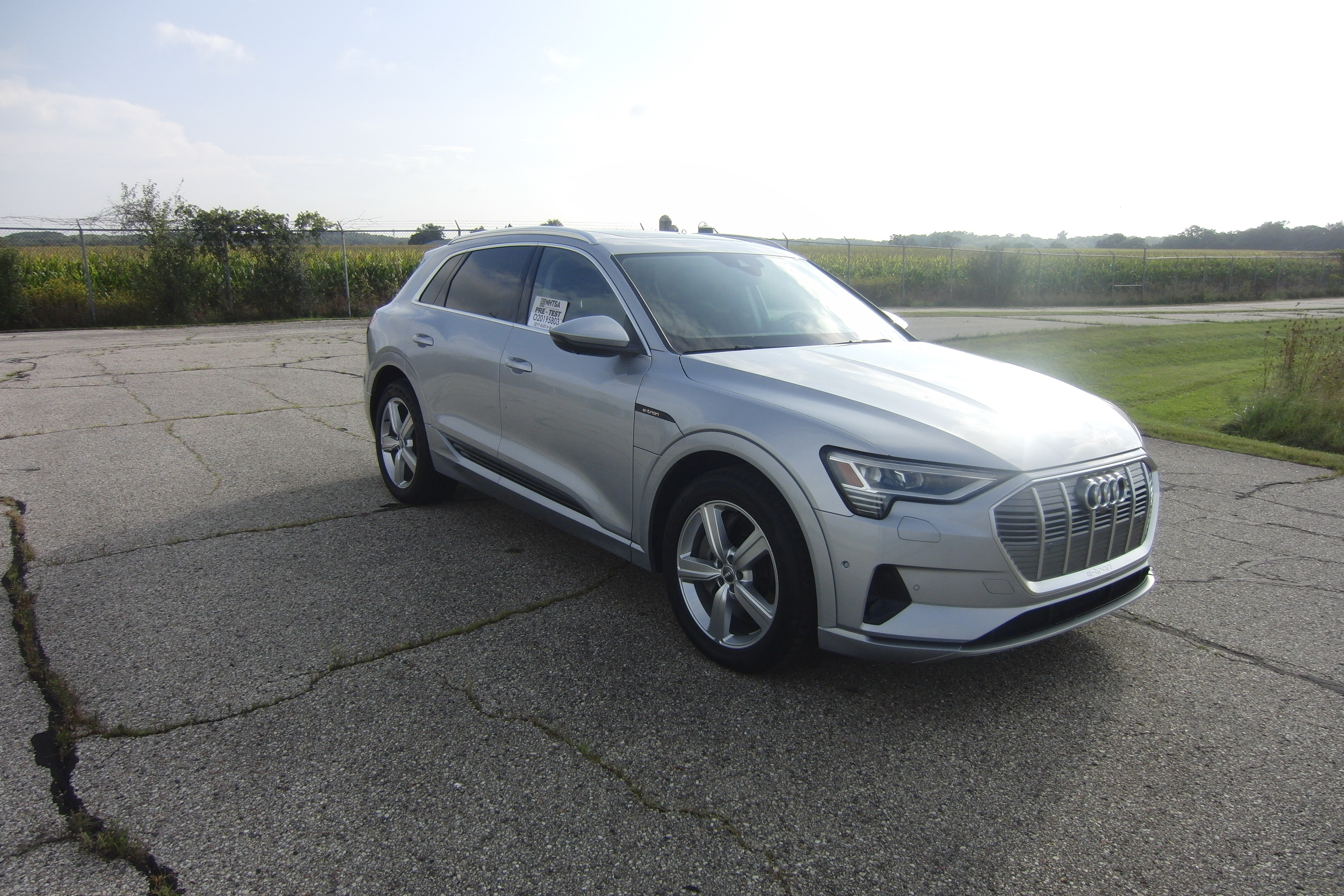 2019 AUDI e-tron crash image 6