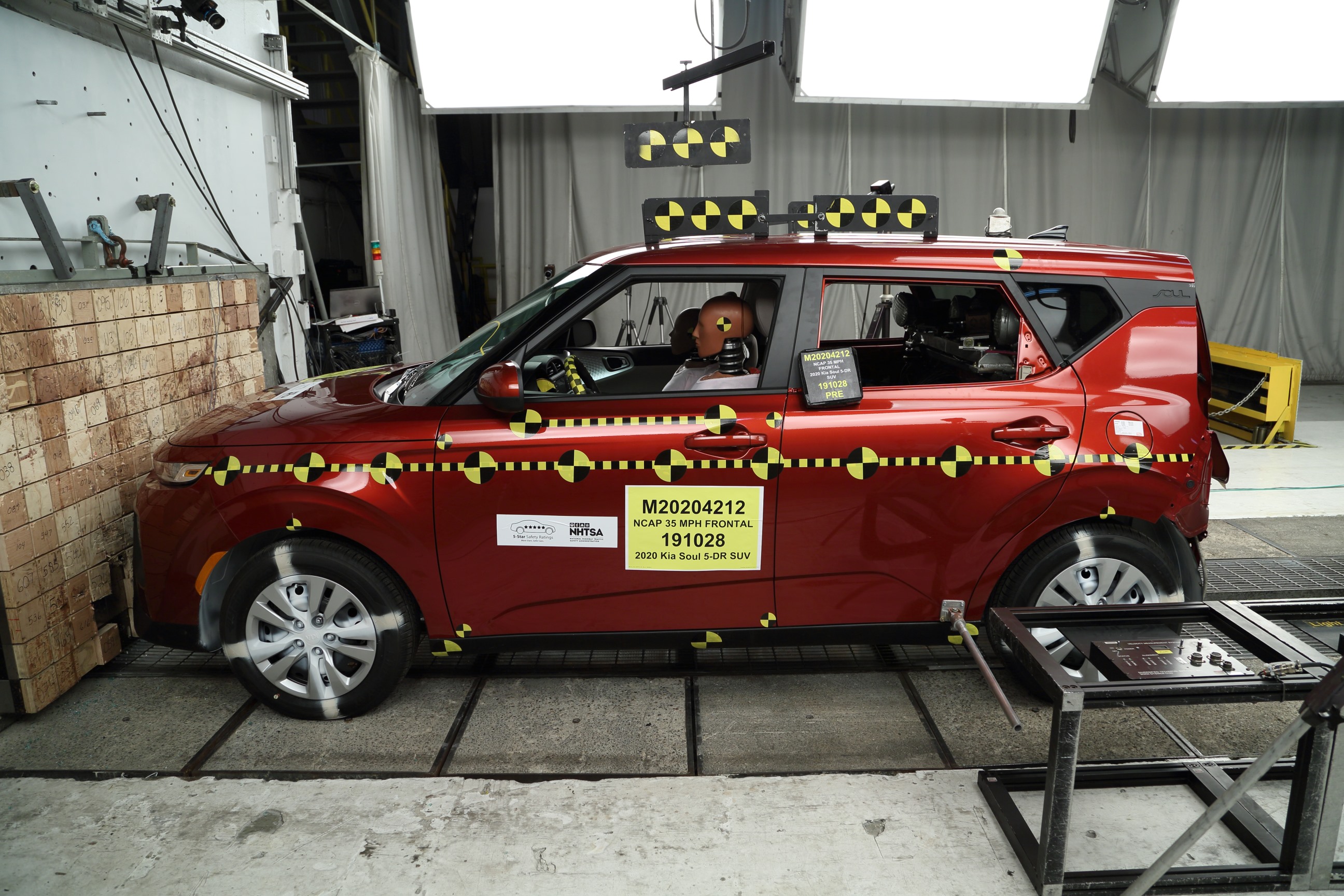 2020 KIA SOUL crash image 10