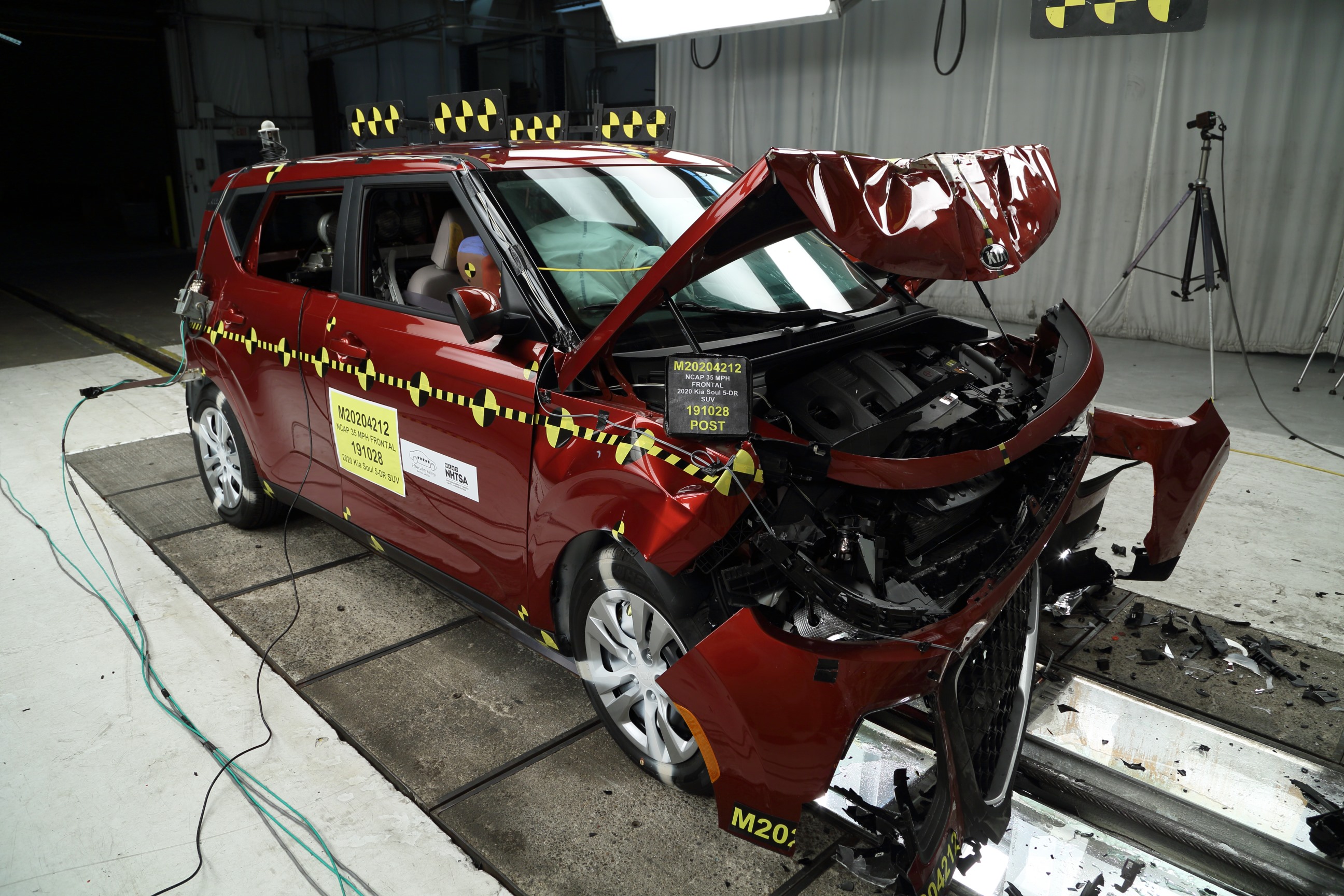 2020 KIA SOUL crash image 15