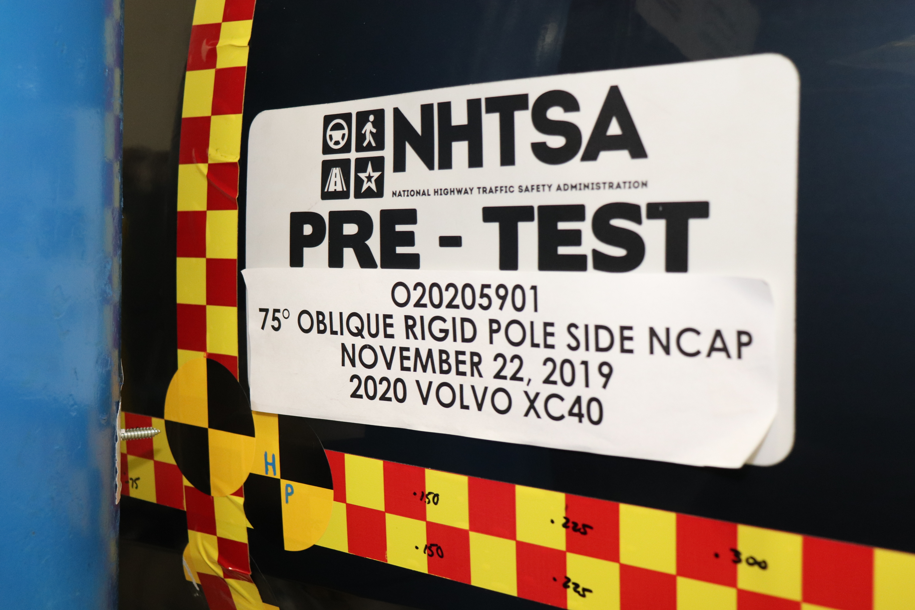2020 VOLVO XC40 T4 crash image 19