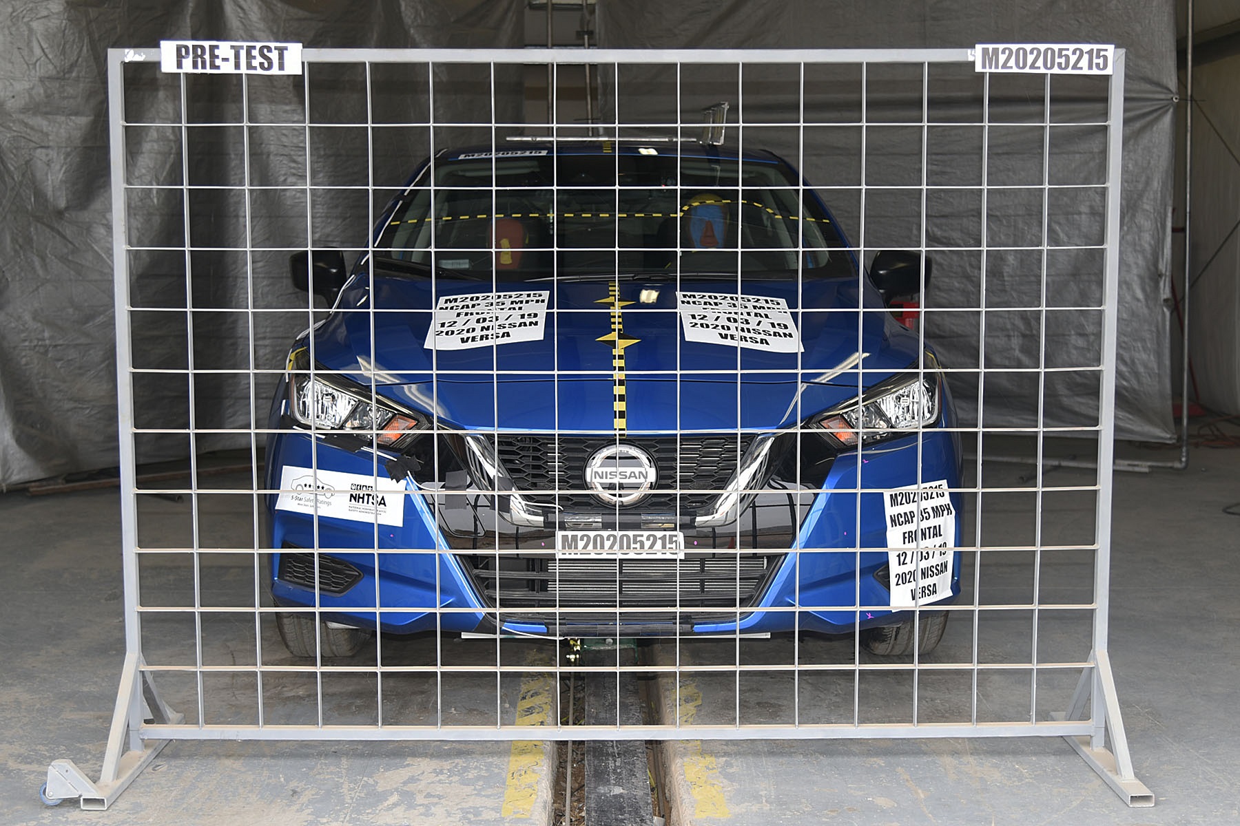 2020 NISSAN VERSA crash image