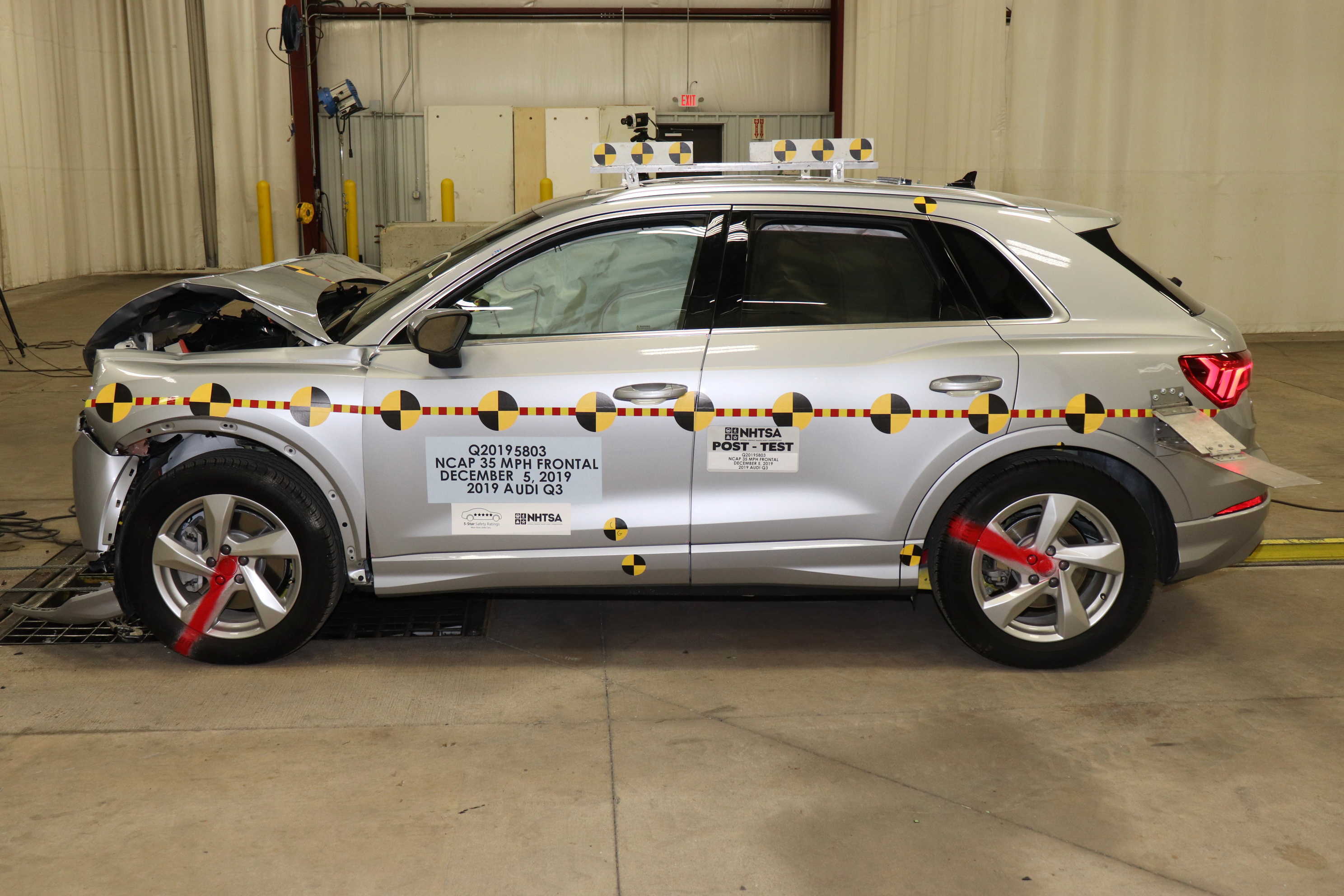 2019 AUDI Q3 crash image 11