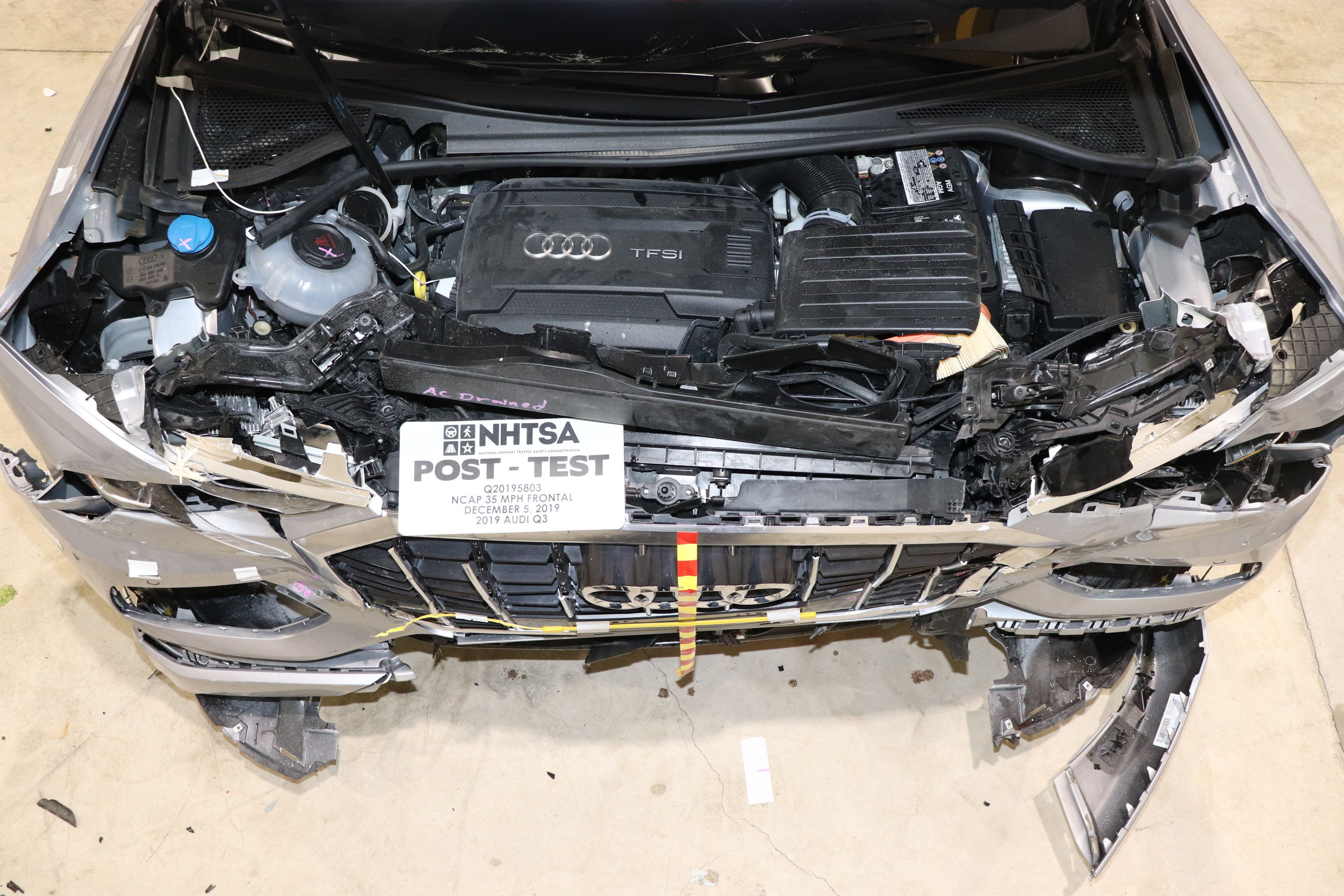 2019 AUDI Q3 crash image 21