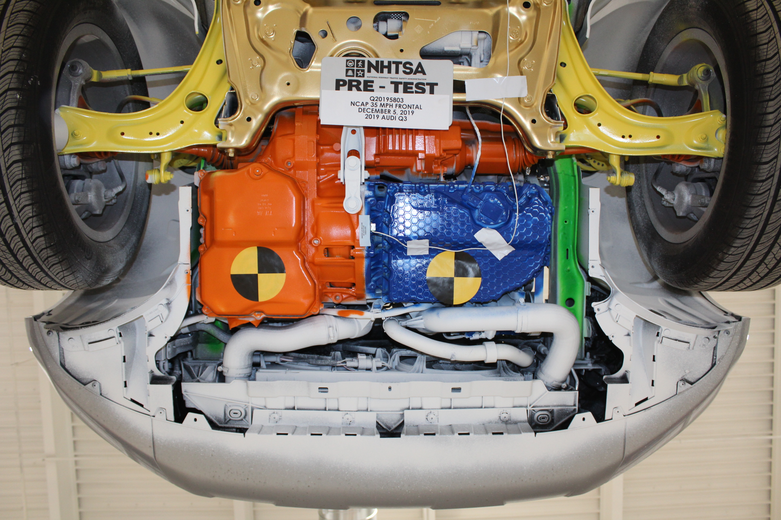 2019 AUDI Q3 crash image 24