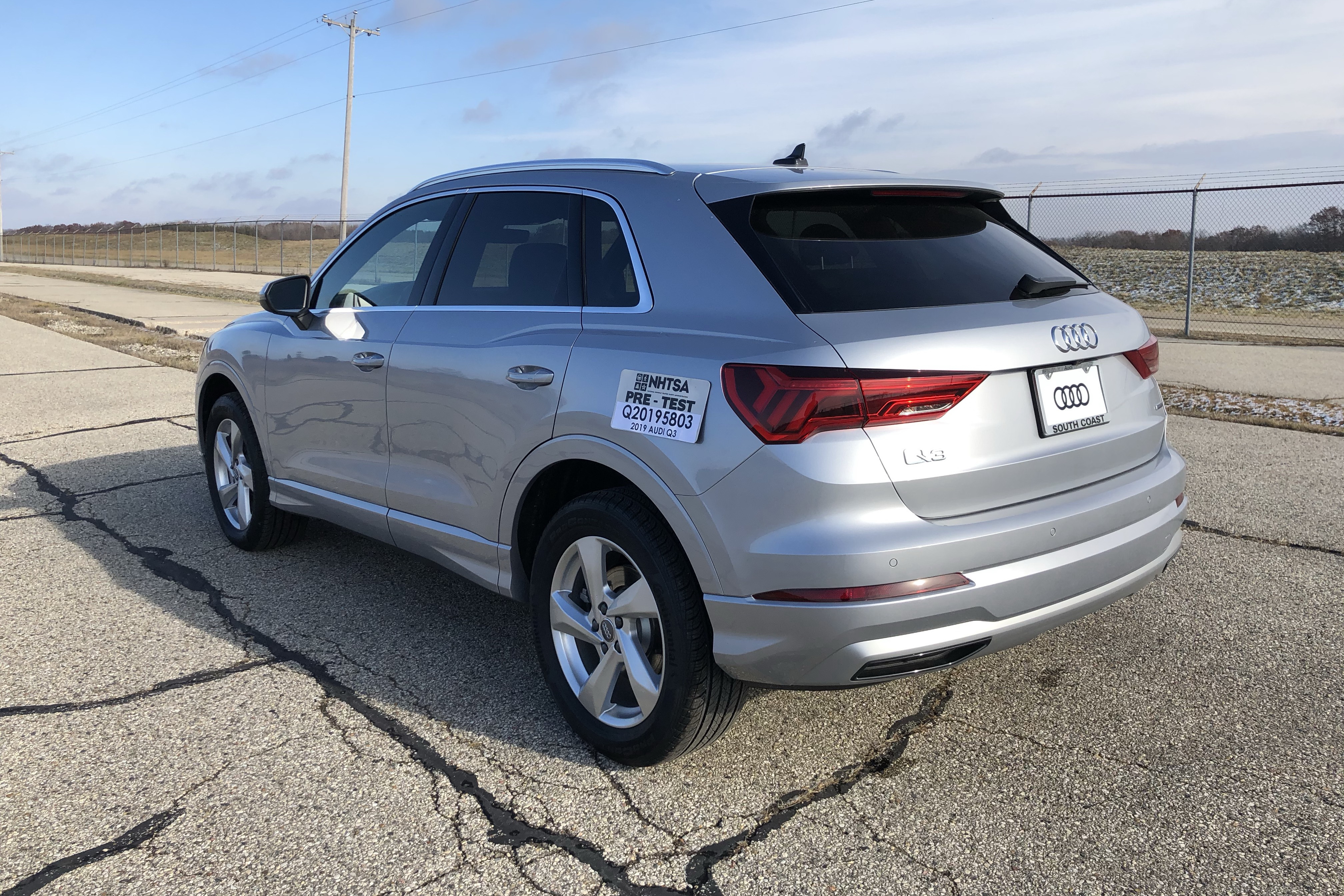 2019 AUDI Q3 crash image 7