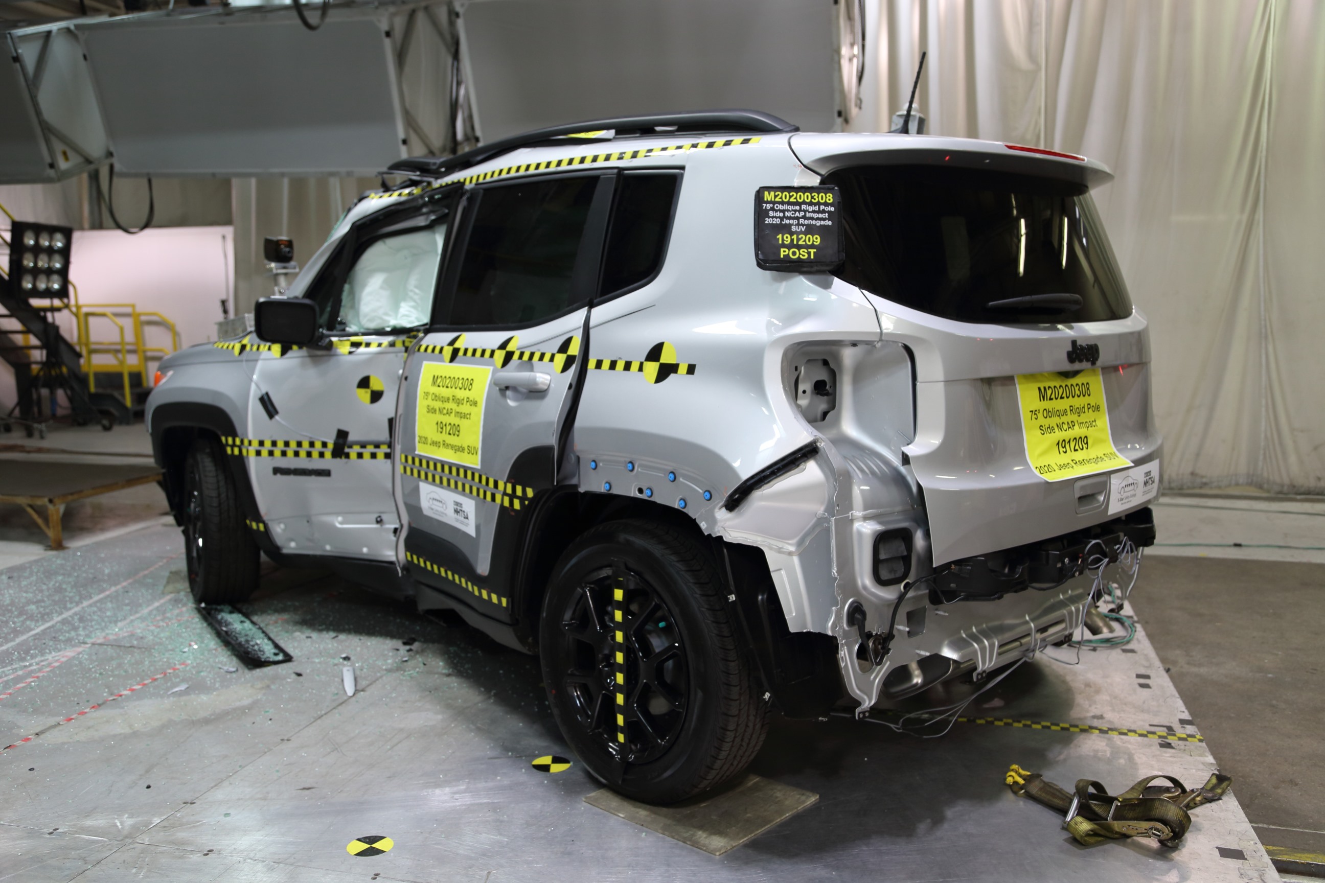 2020 JEEP RENEGADE crash image 10