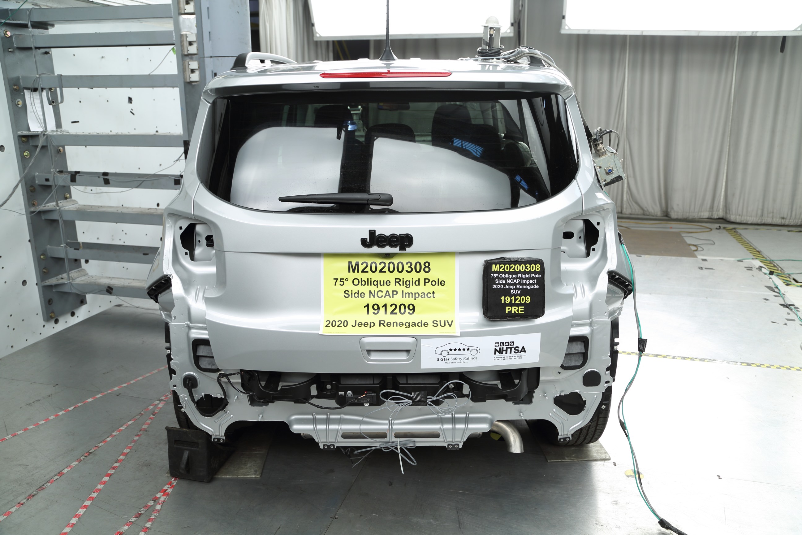2020 JEEP RENEGADE crash image 11