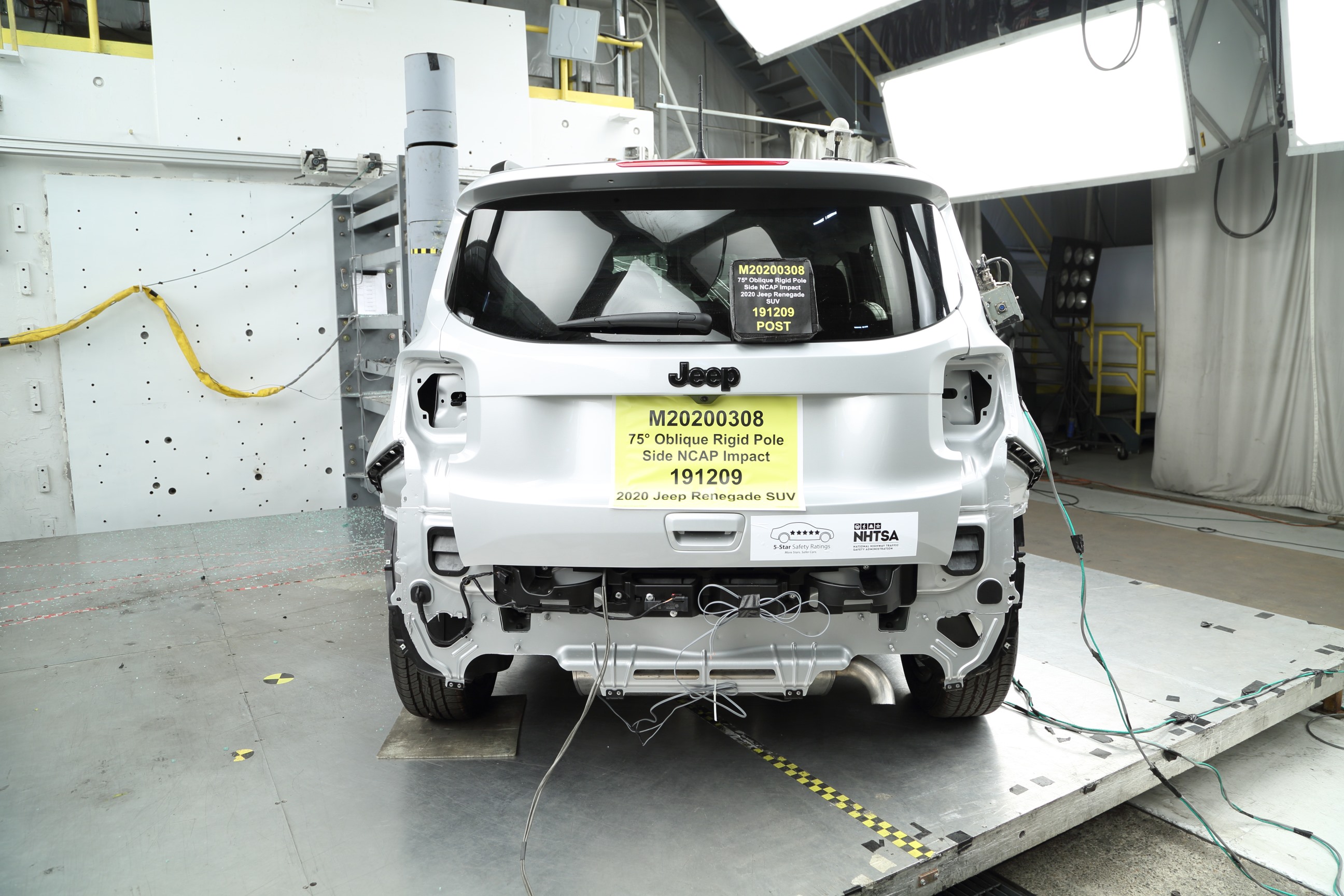 2020 JEEP RENEGADE crash image 12