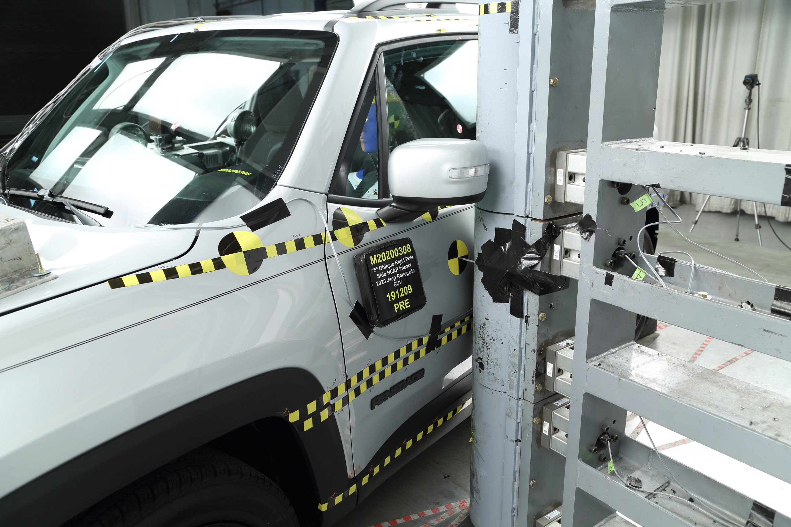 2020 JEEP RENEGADE crash image 17