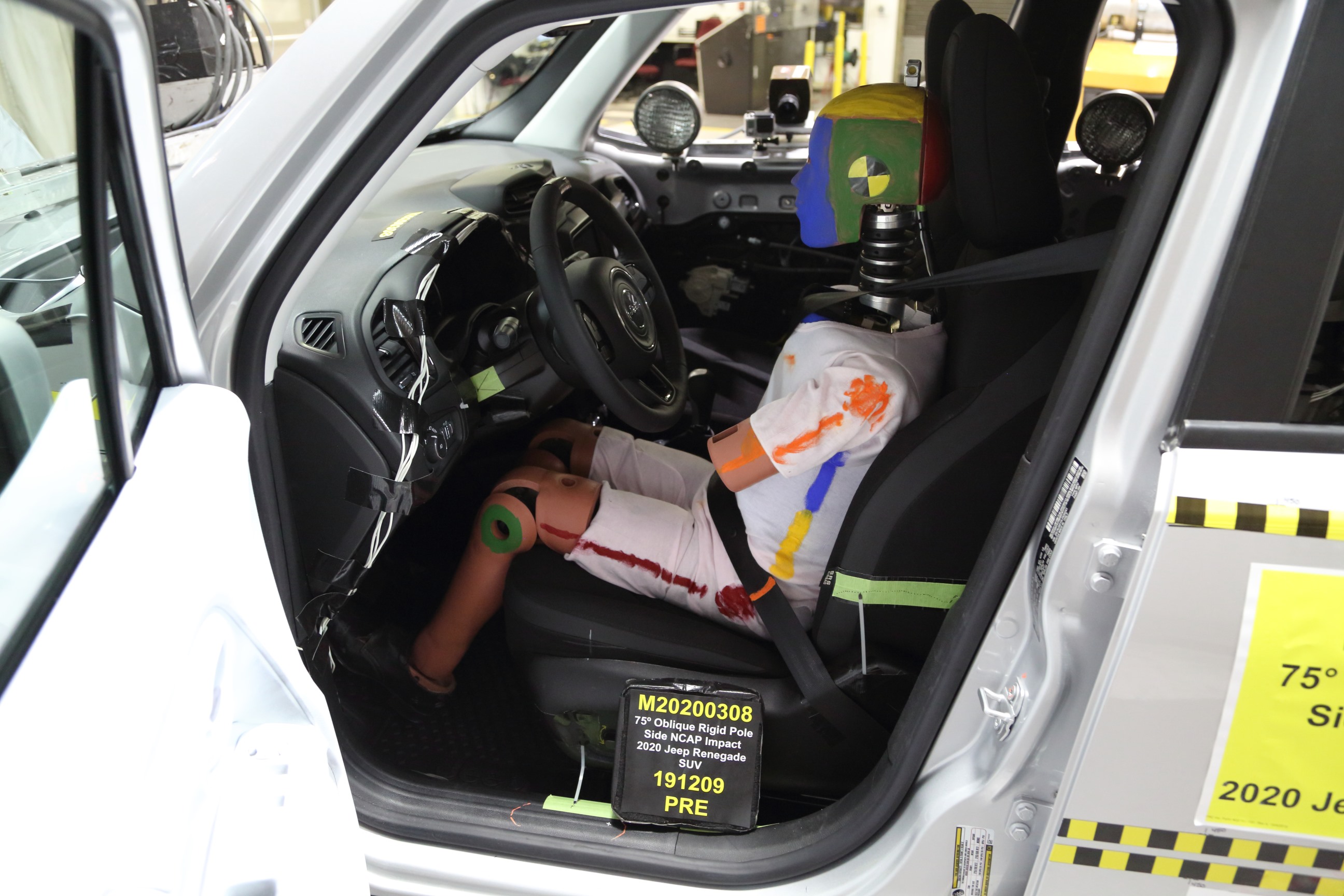 2020 JEEP RENEGADE crash image 23
