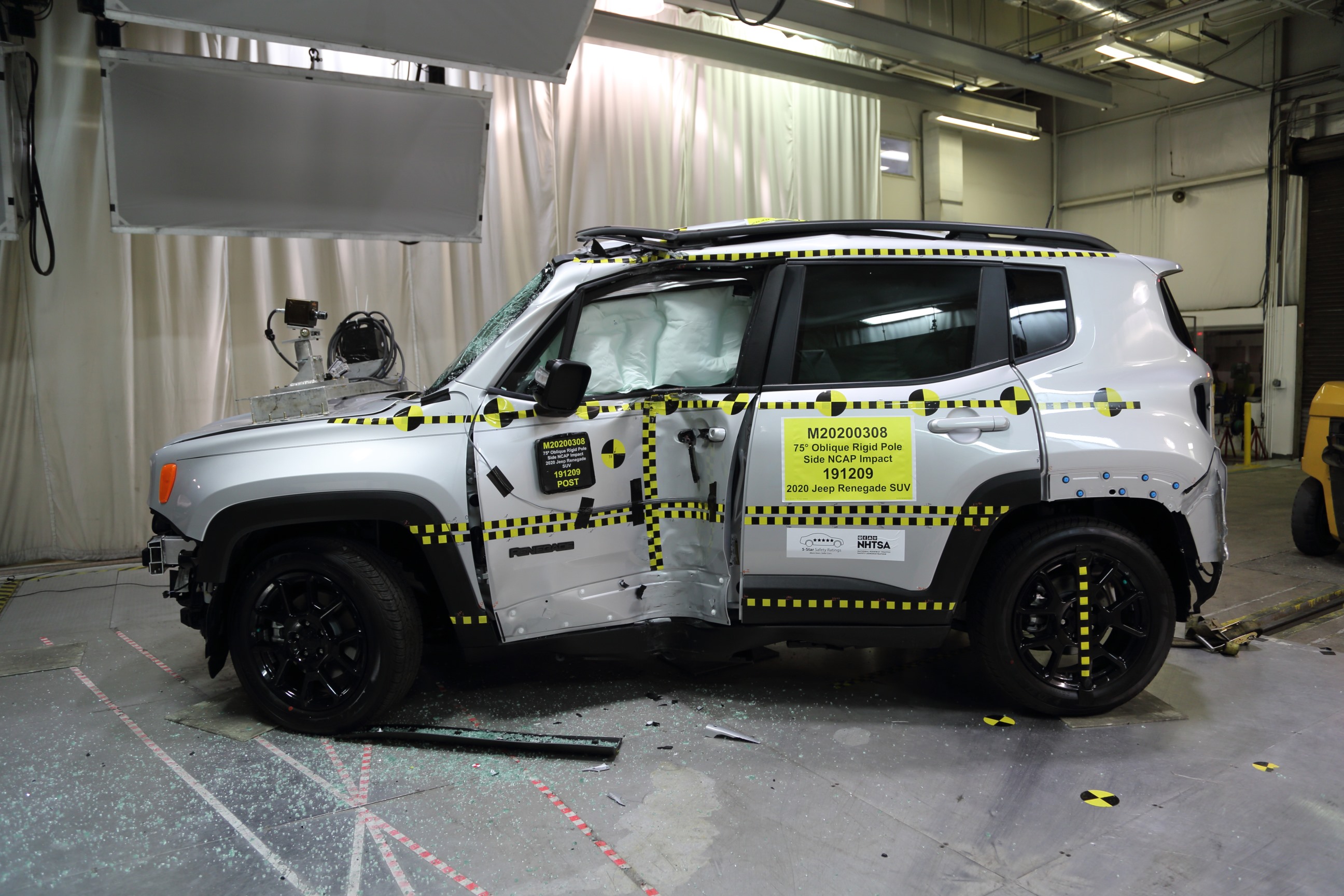 2020 JEEP RENEGADE crash image 8